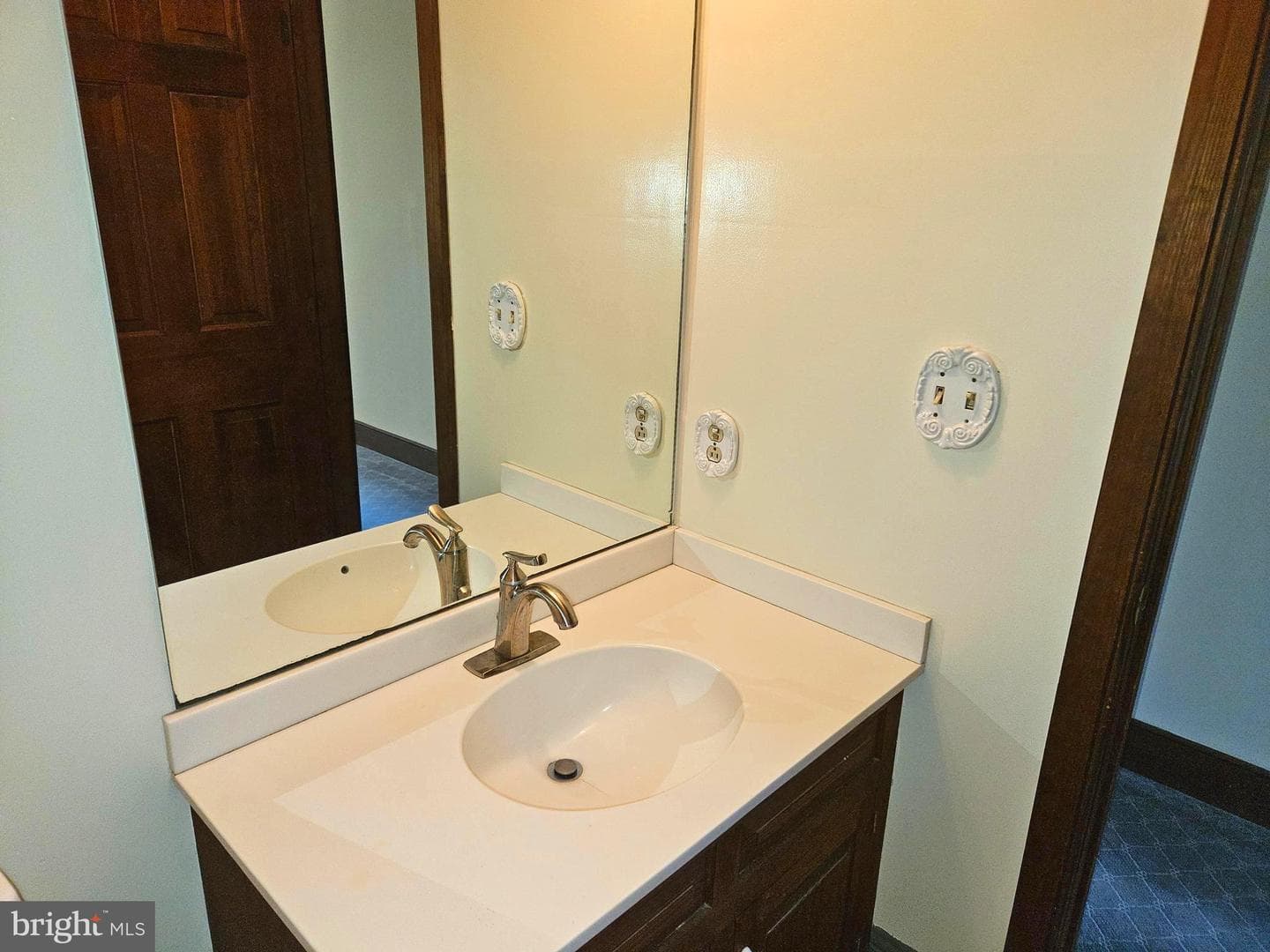 1179 W Washington Street photo 7