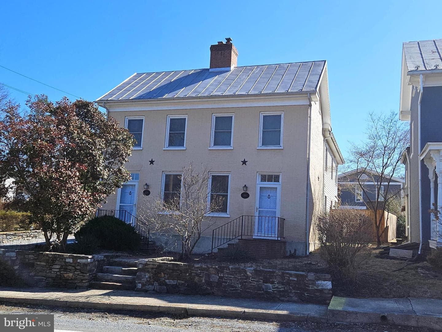 1181 W Washington Street photo 2