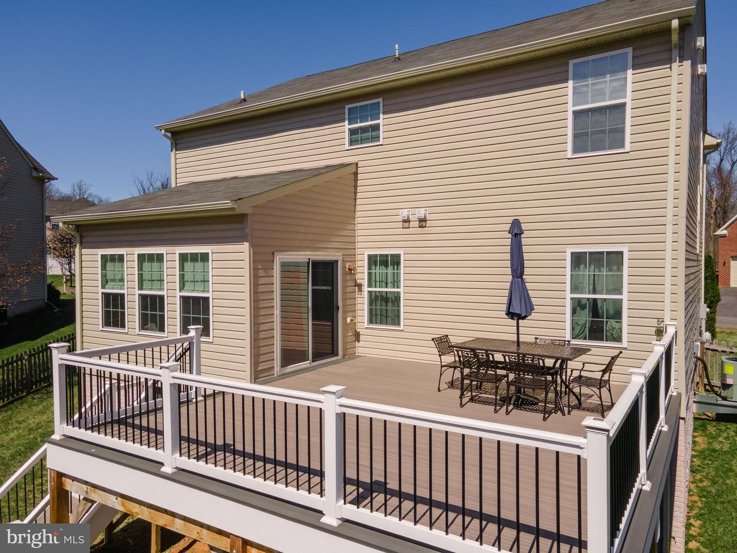 424 Maddex Farm Drive photo 2