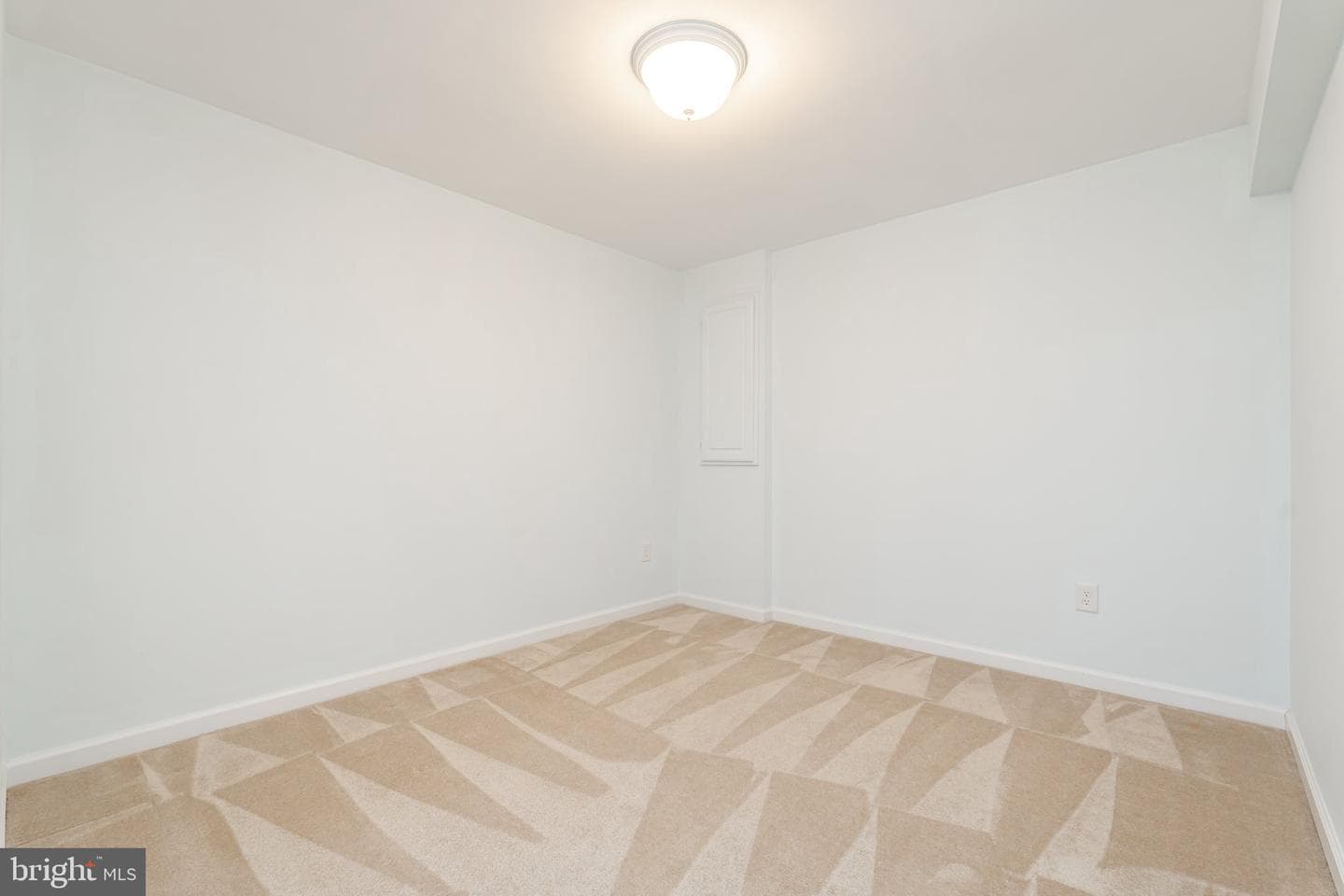 424 Maddex Farm Drive photo 35