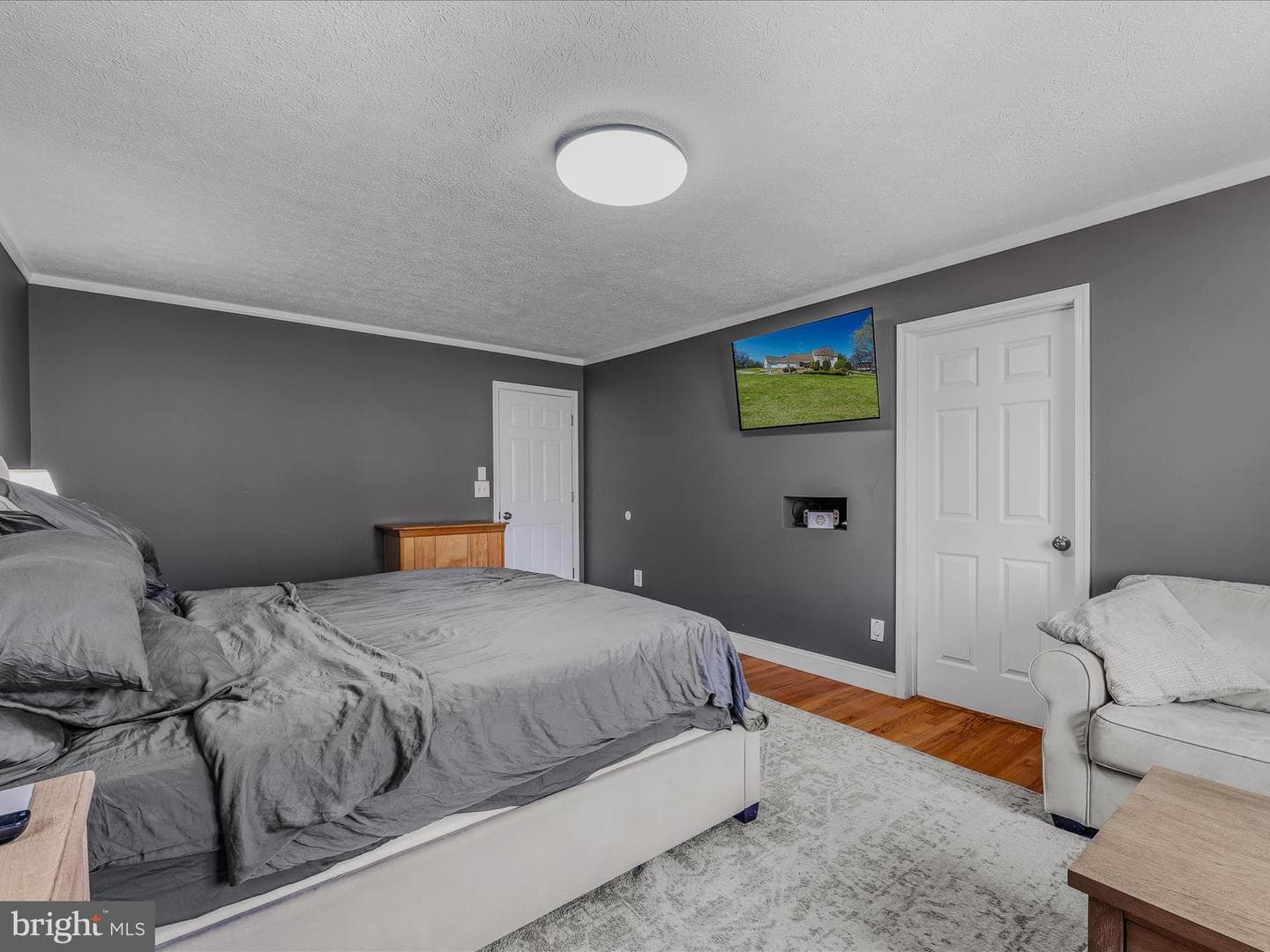 240 W Blakeley Drive W photo 24
