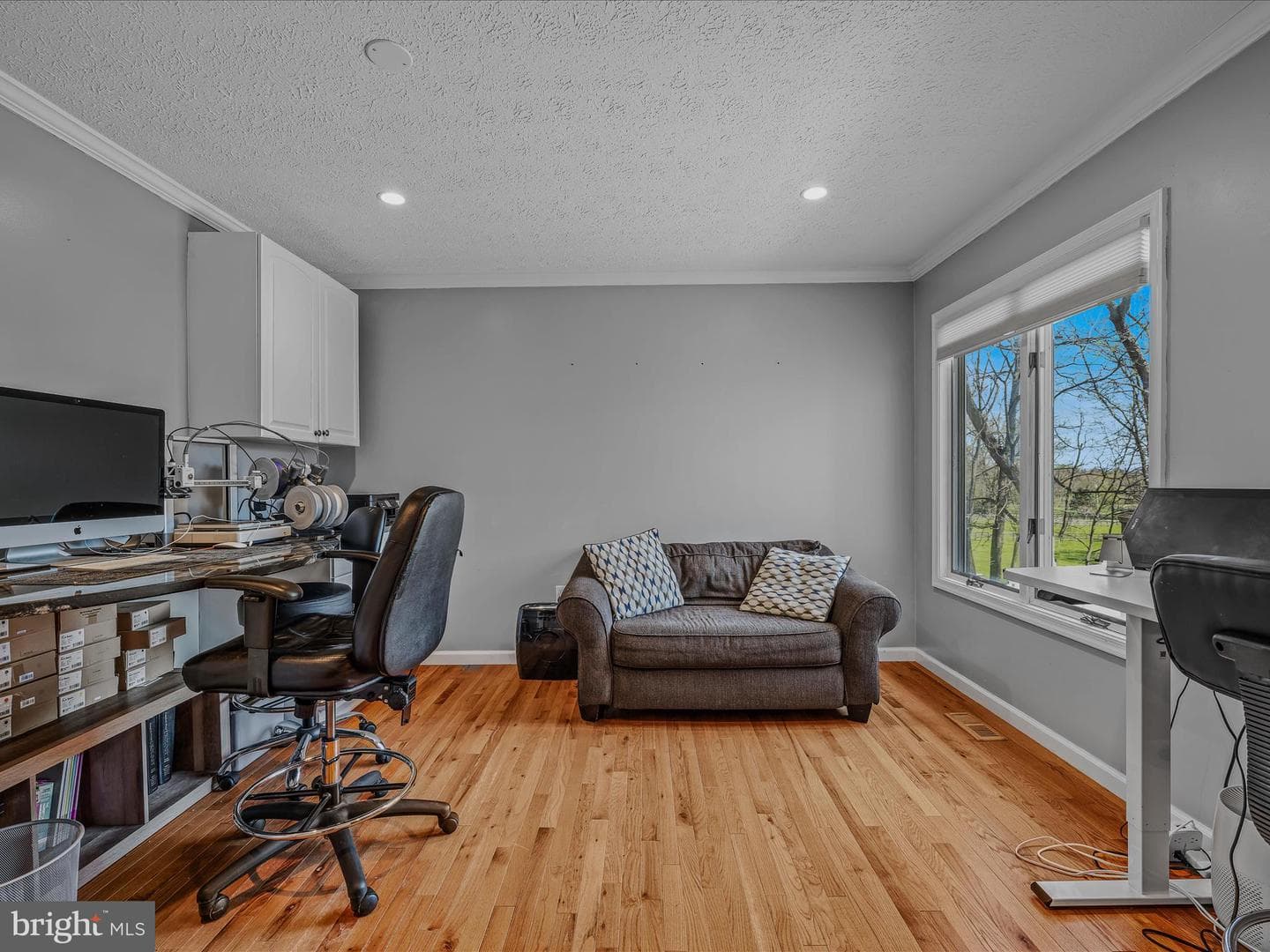 240 W Blakeley Drive W photo 32