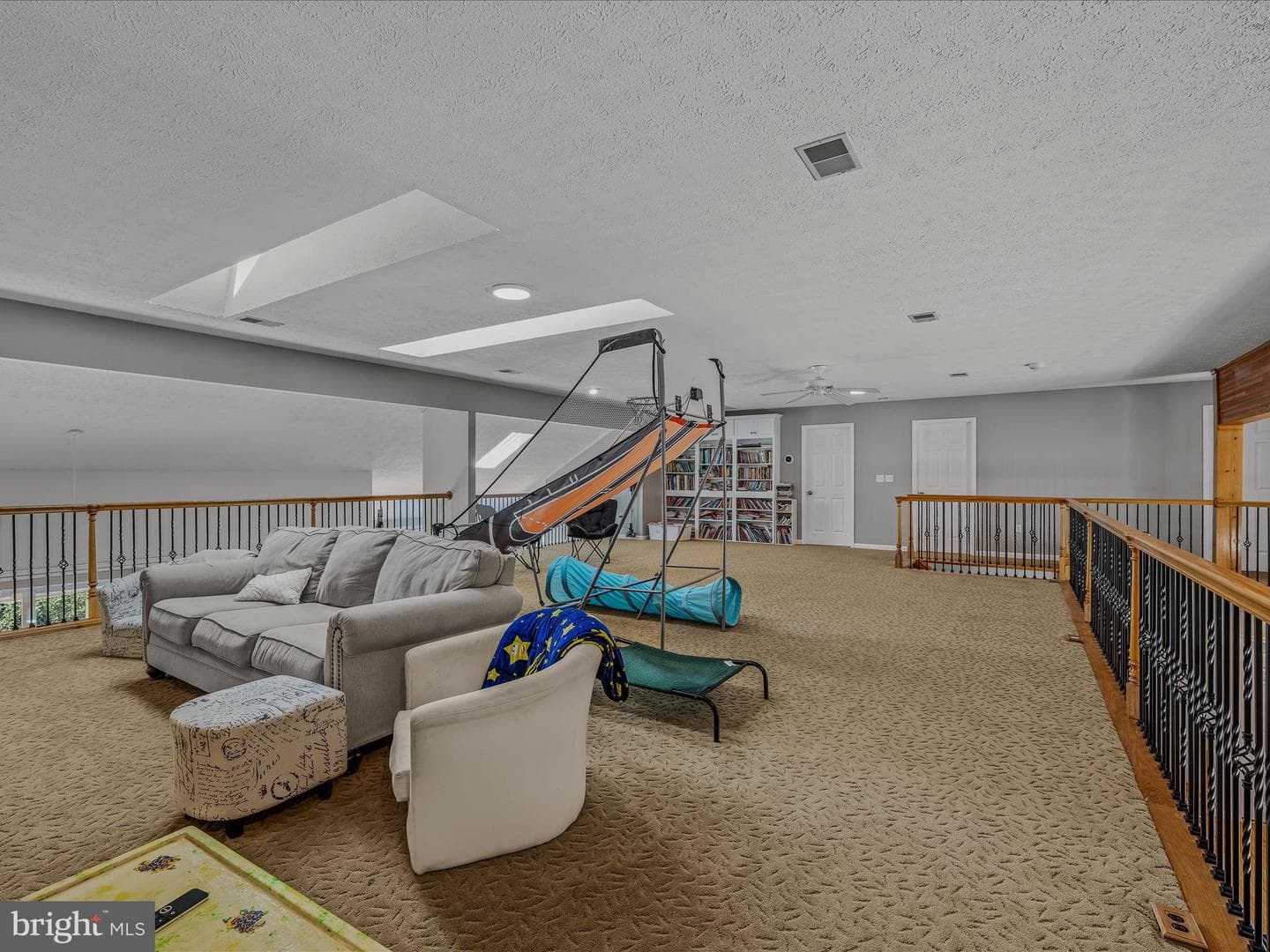 240 W Blakeley Drive W photo 39