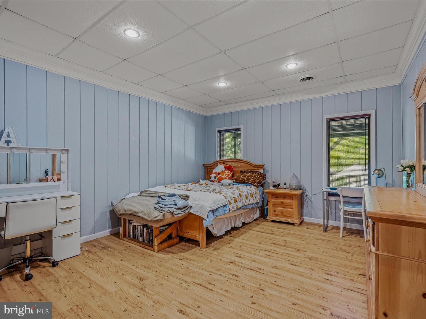 240 W Blakeley Drive W photo 53