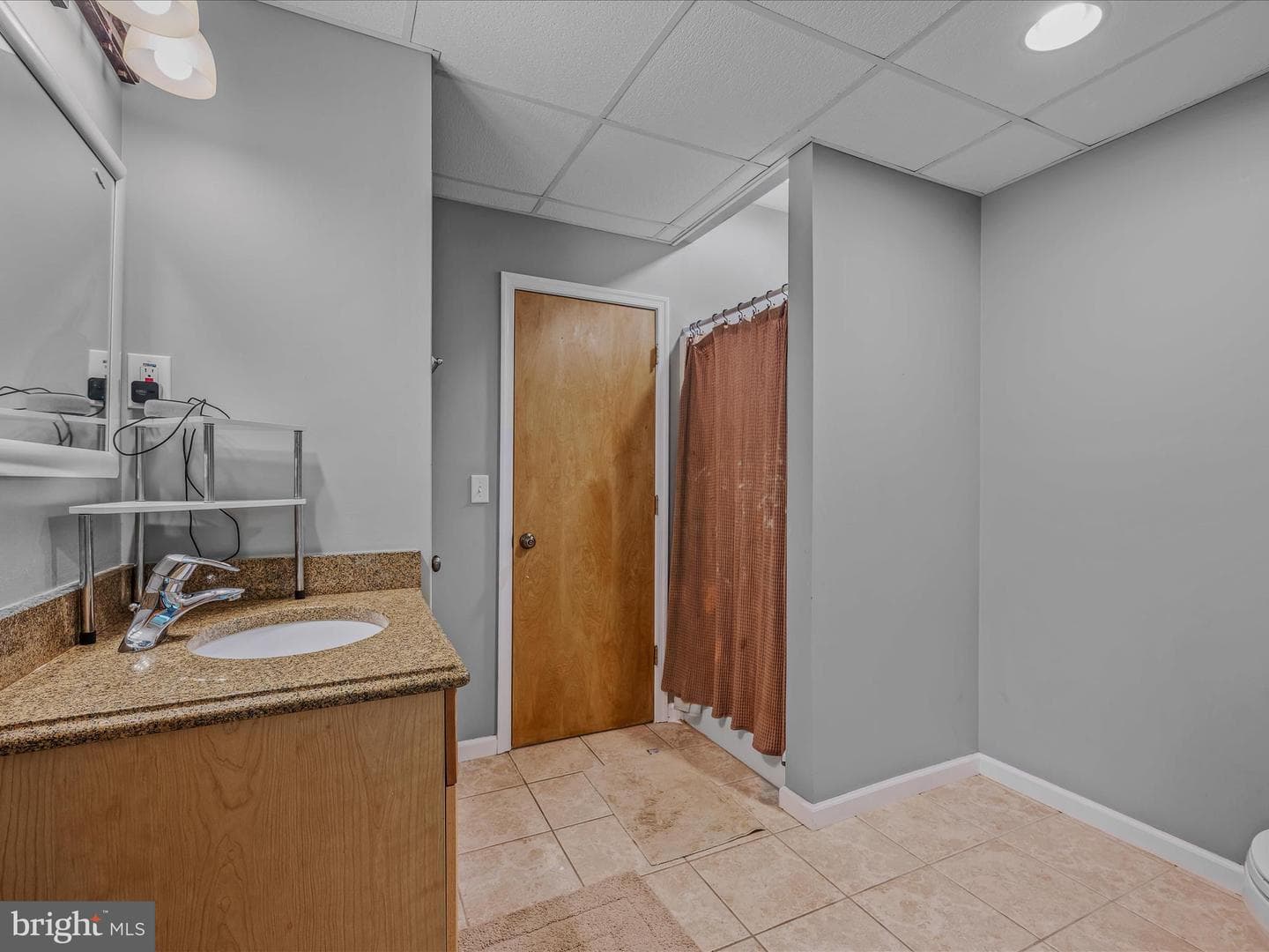 240 W Blakeley Drive W photo 55