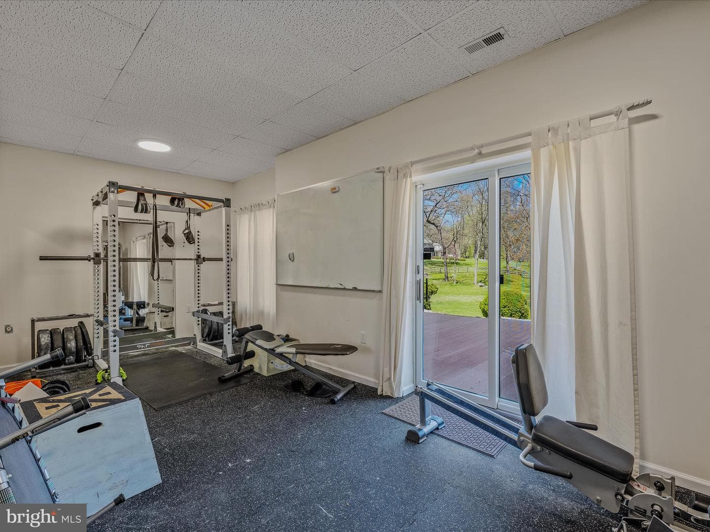 240 W Blakeley Drive W photo 57