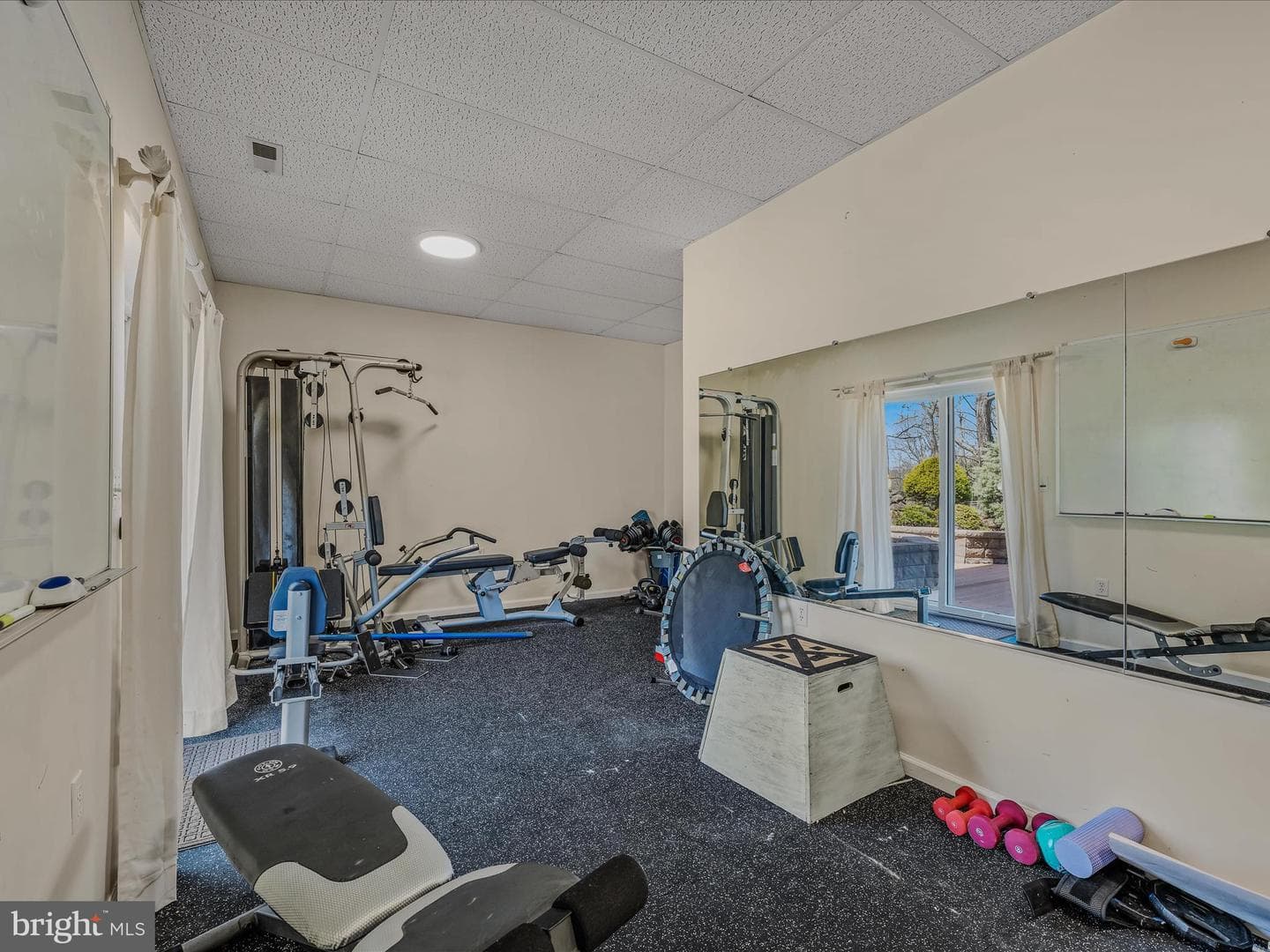 240 W Blakeley Drive W photo 58