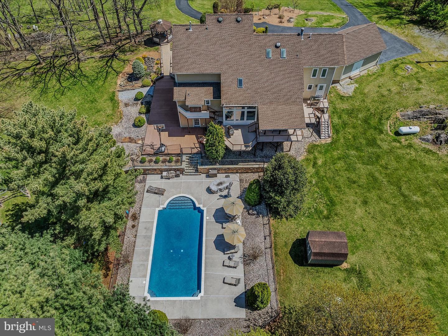 240 W Blakeley Drive W photo 80