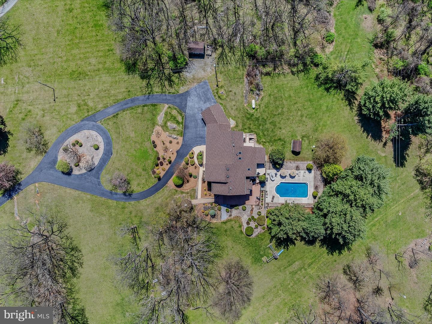 240 W Blakeley Drive W photo 94