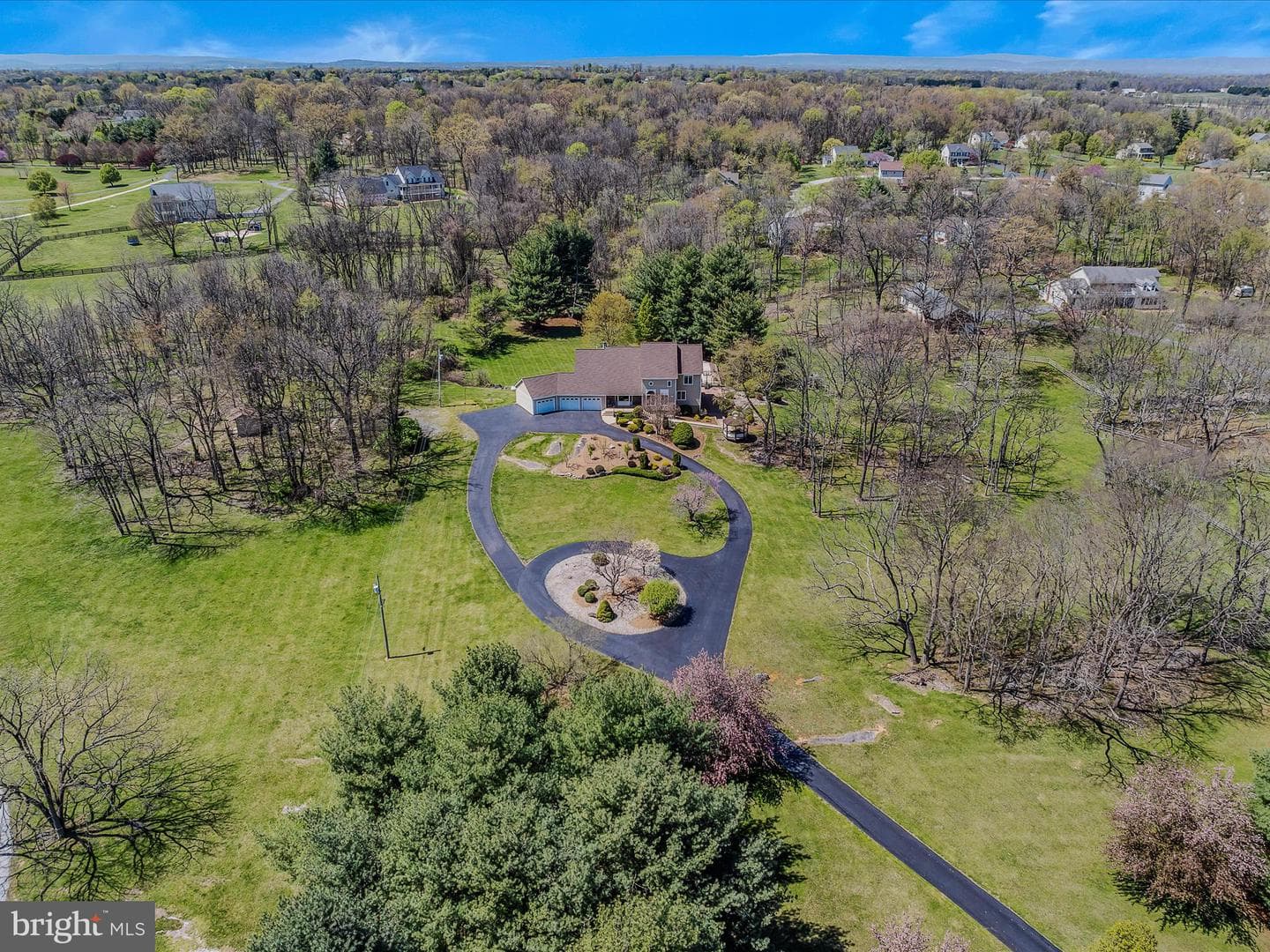 240 W Blakeley Drive W photo 96