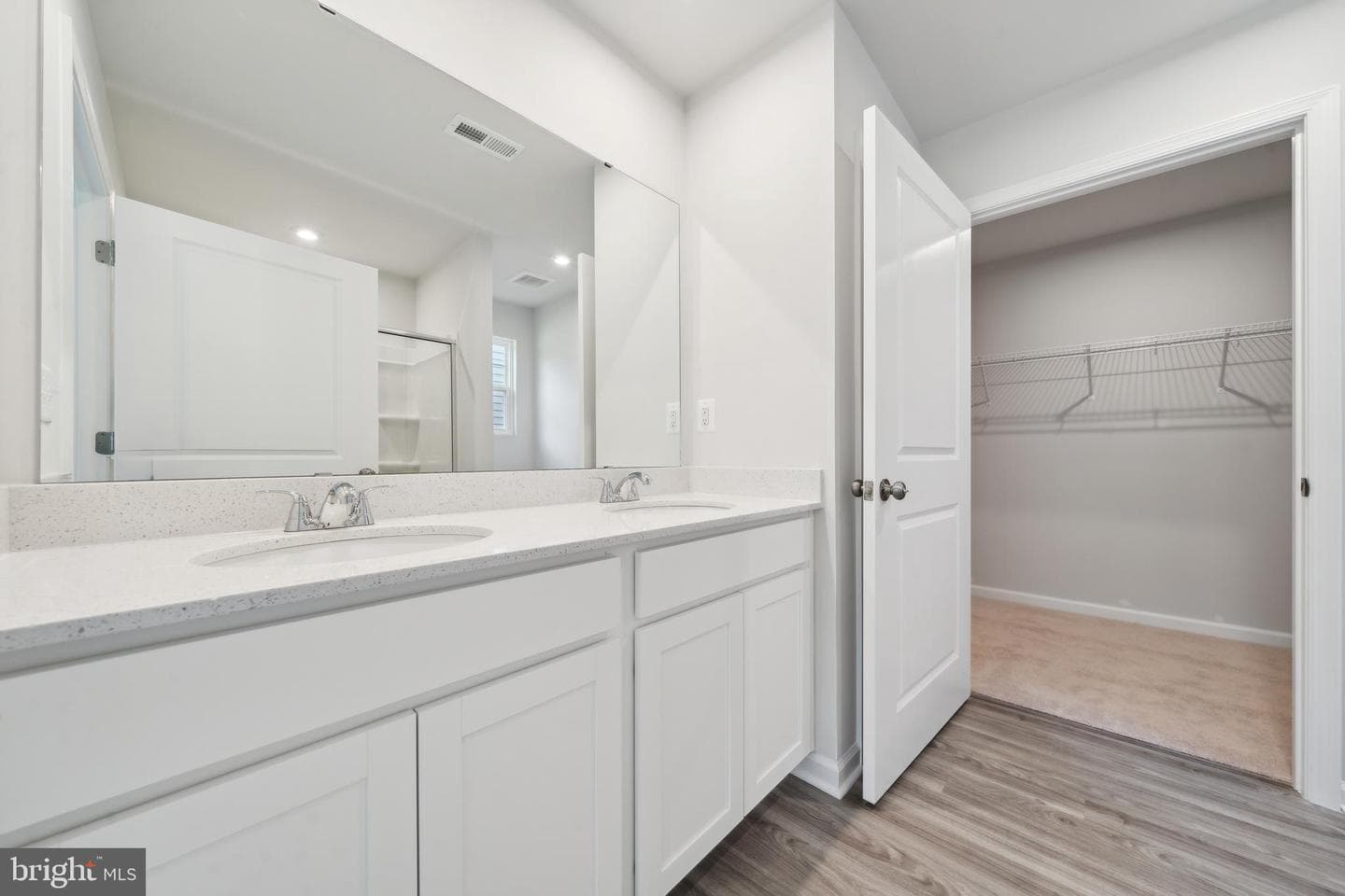 39 Holly Road photo 24