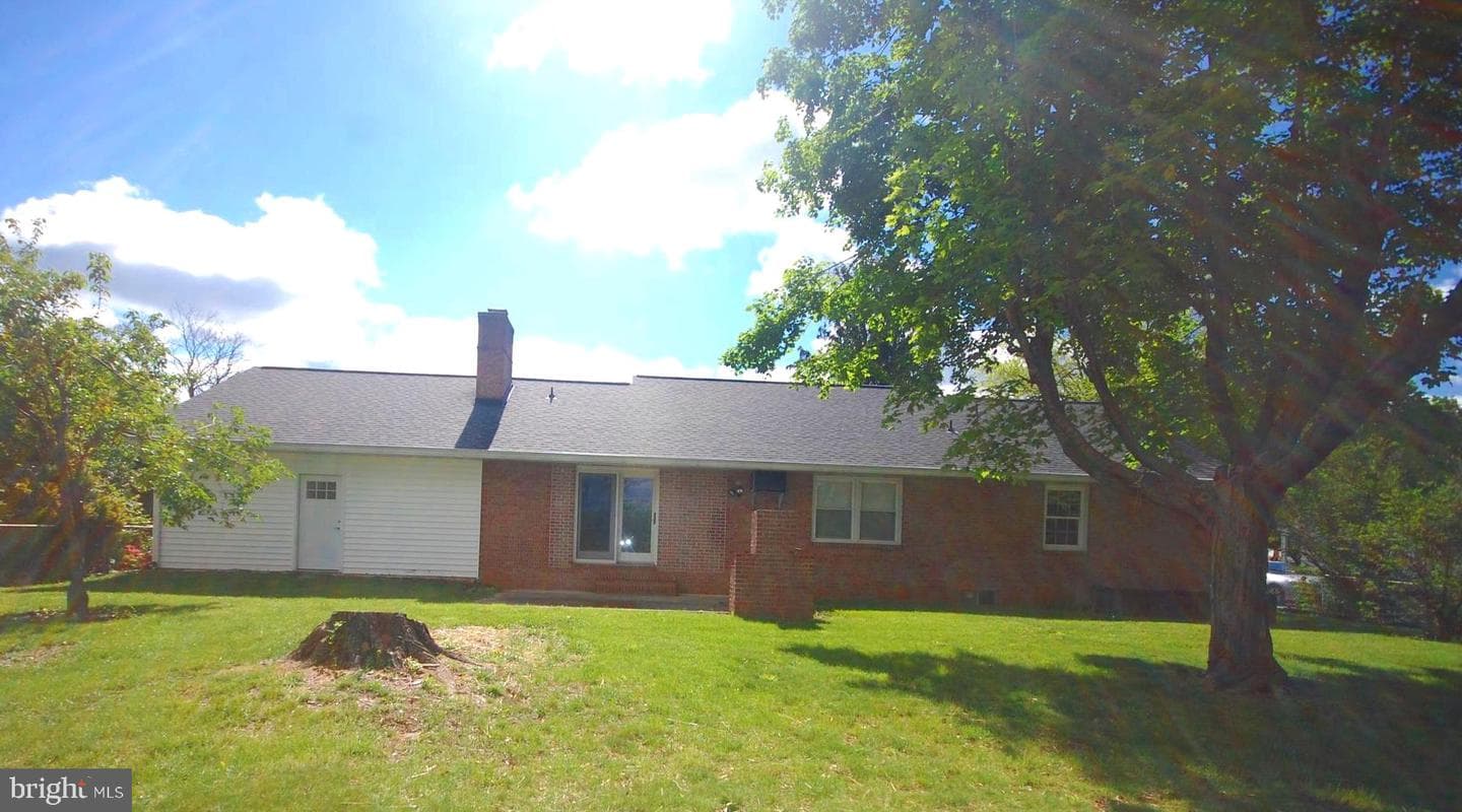 1210 Tuscawilla Drive photo 6