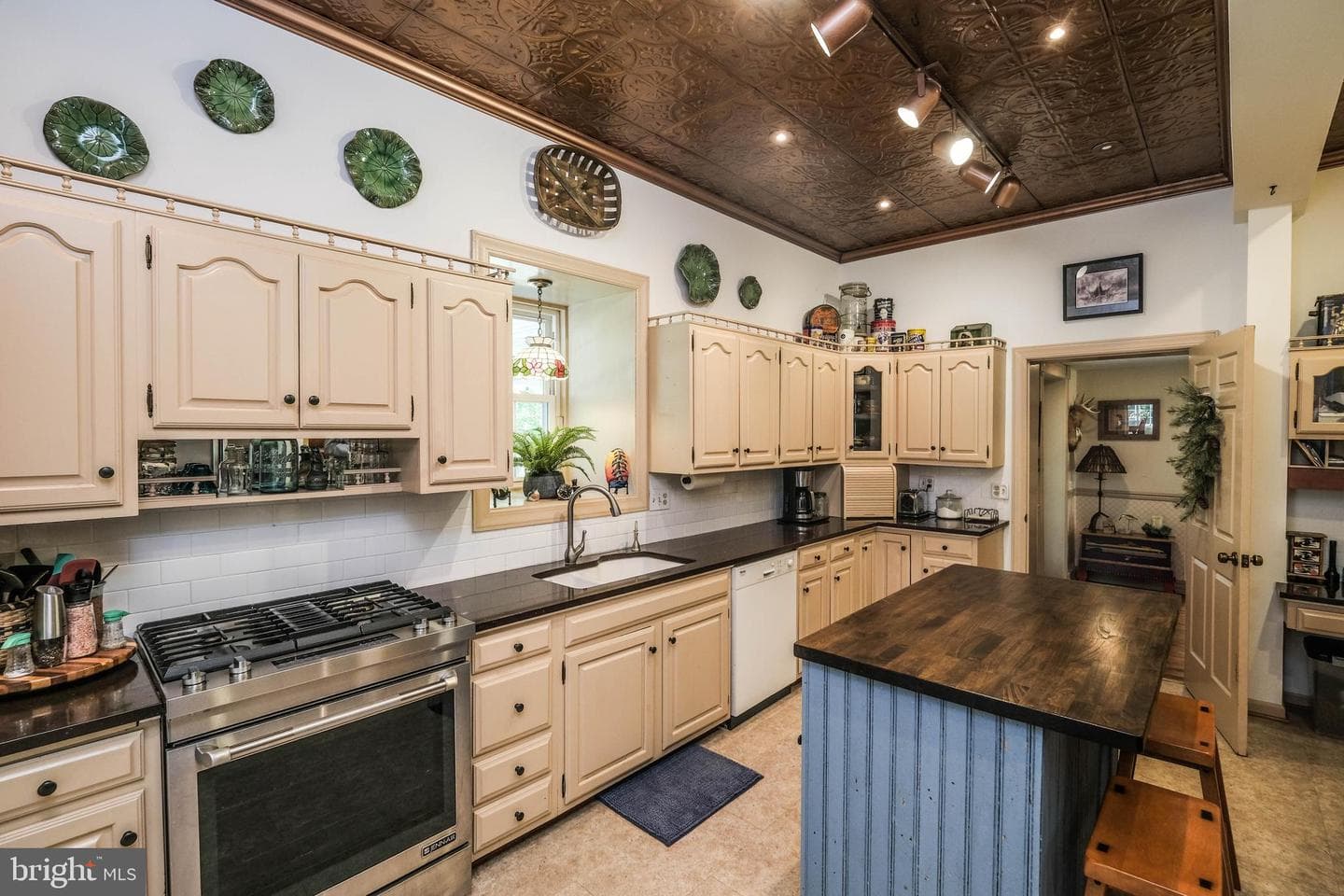 656 Old Cave Road photo 36