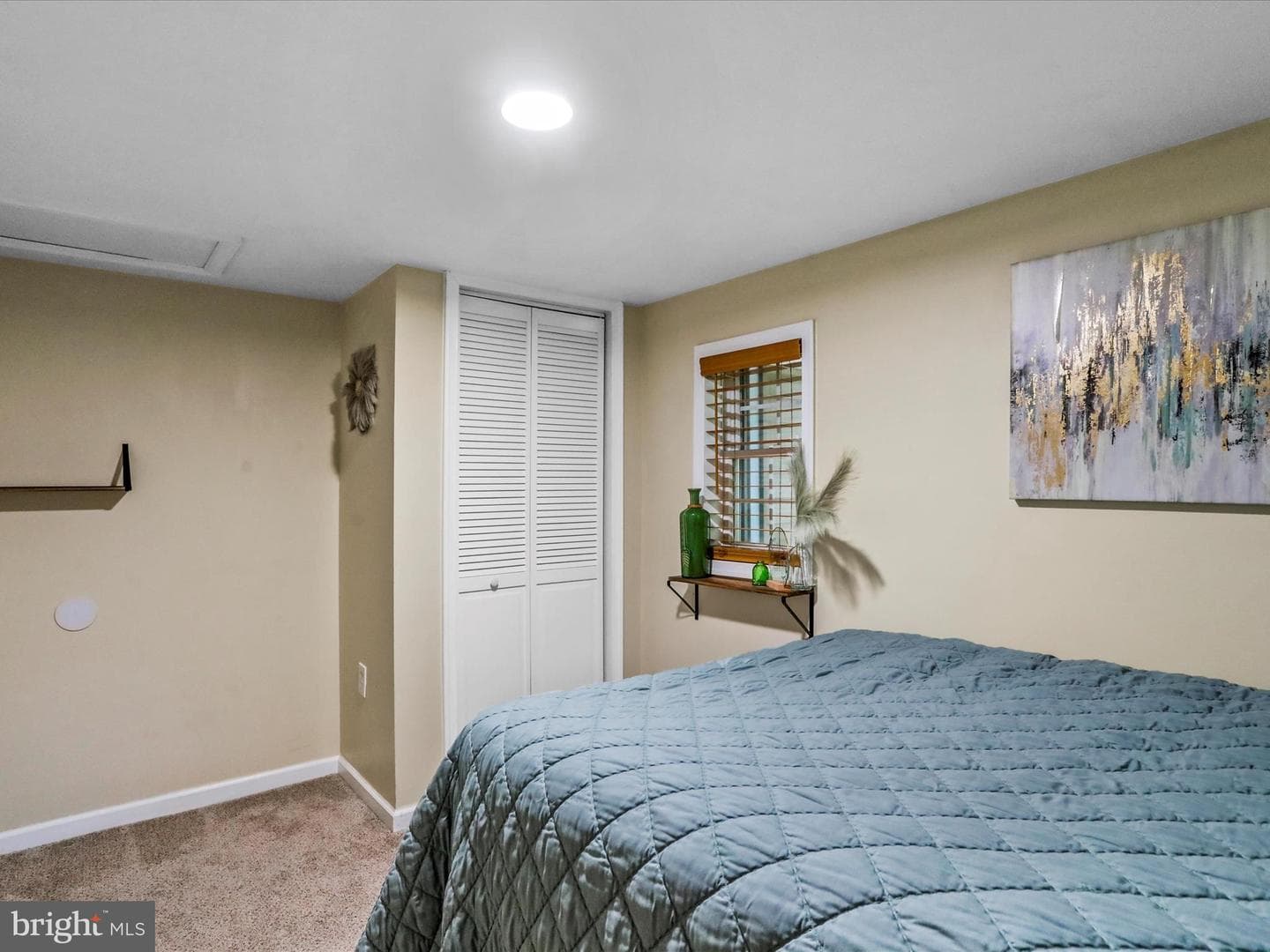 252 Blueberry Lane photo 10