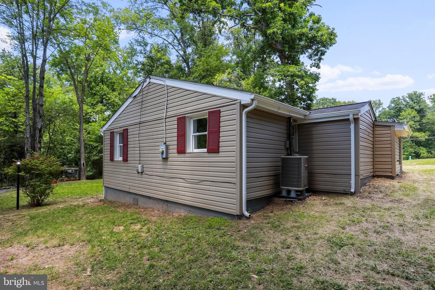 252 Blueberry Lane photo 29