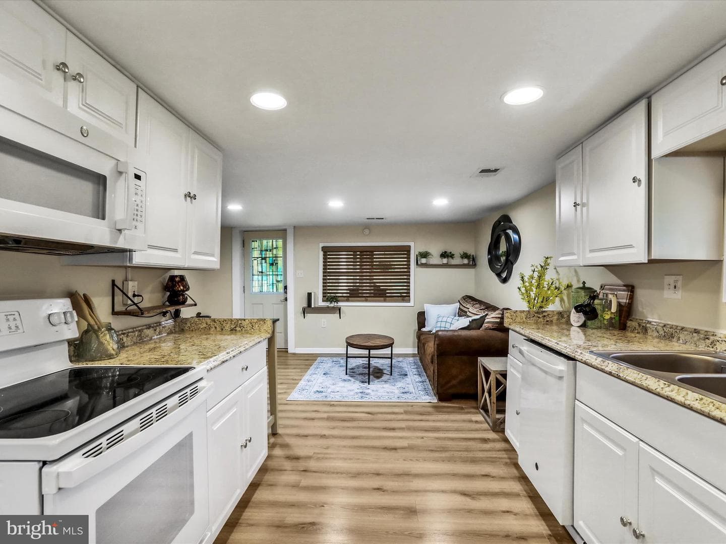 252 Blueberry Lane photo 4