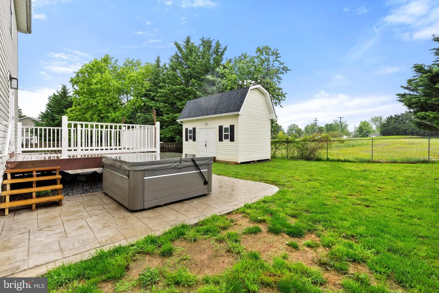 431 E Beltline Avenue photo 40