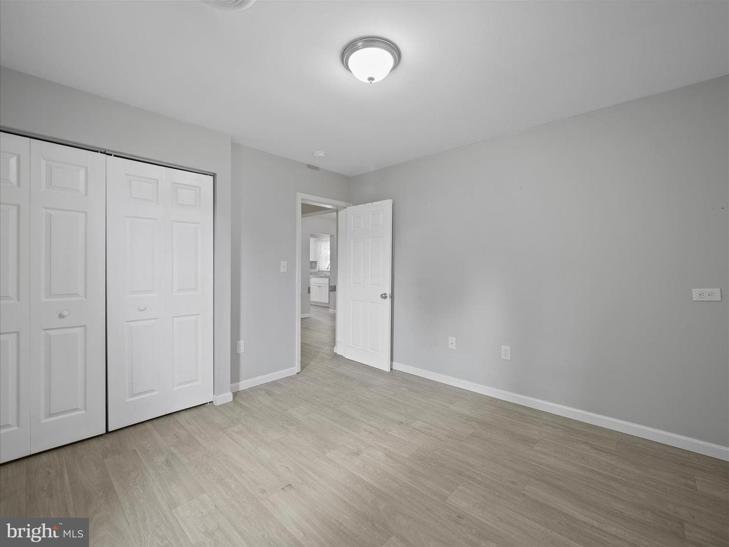 108 E 12th Avenue photo 12