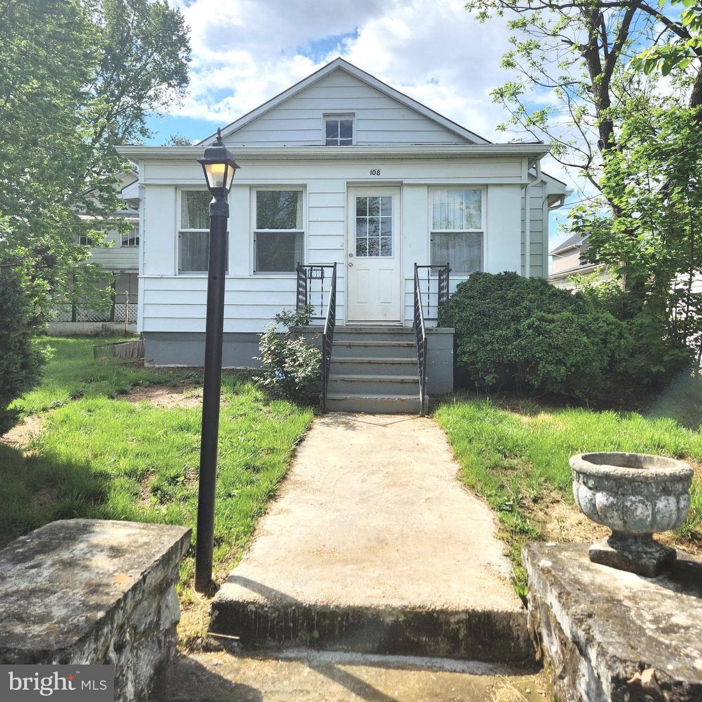 108 E 12th Avenue photo 3