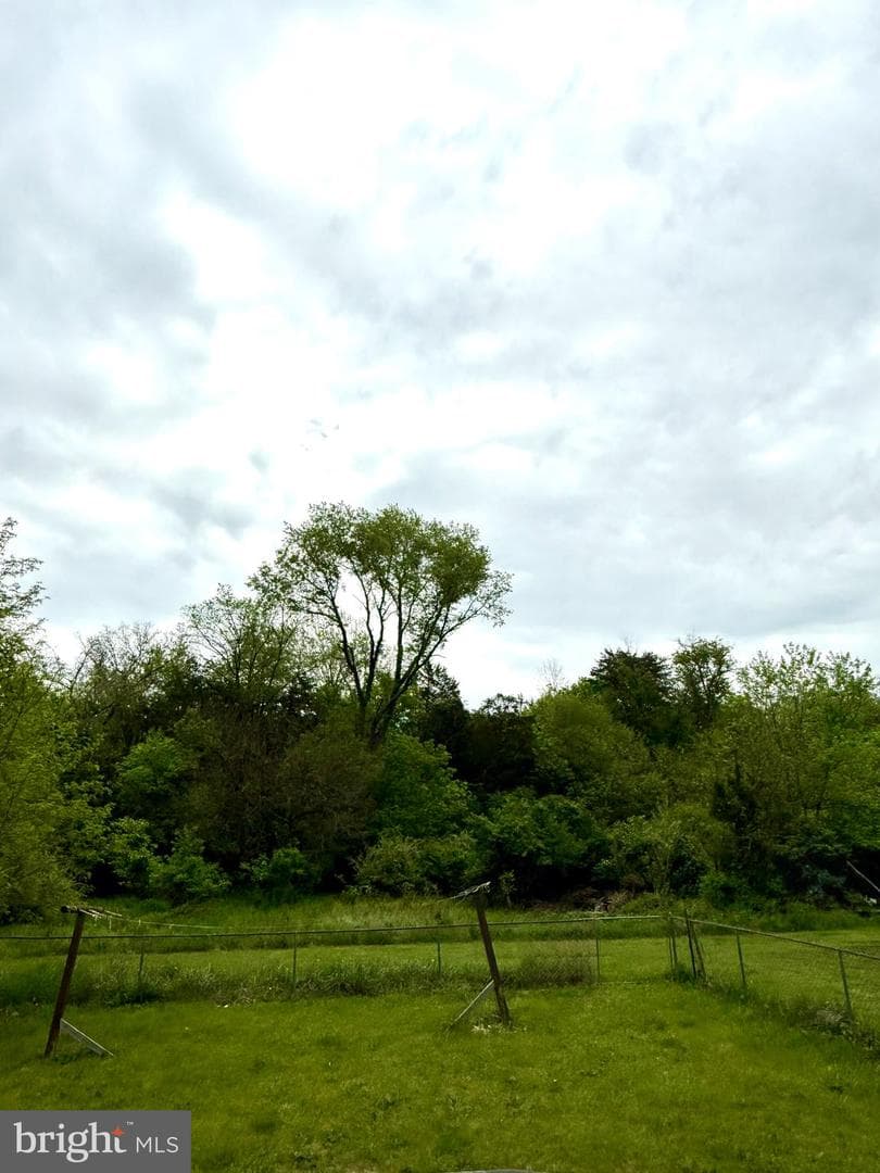 276 Forest View photo 7