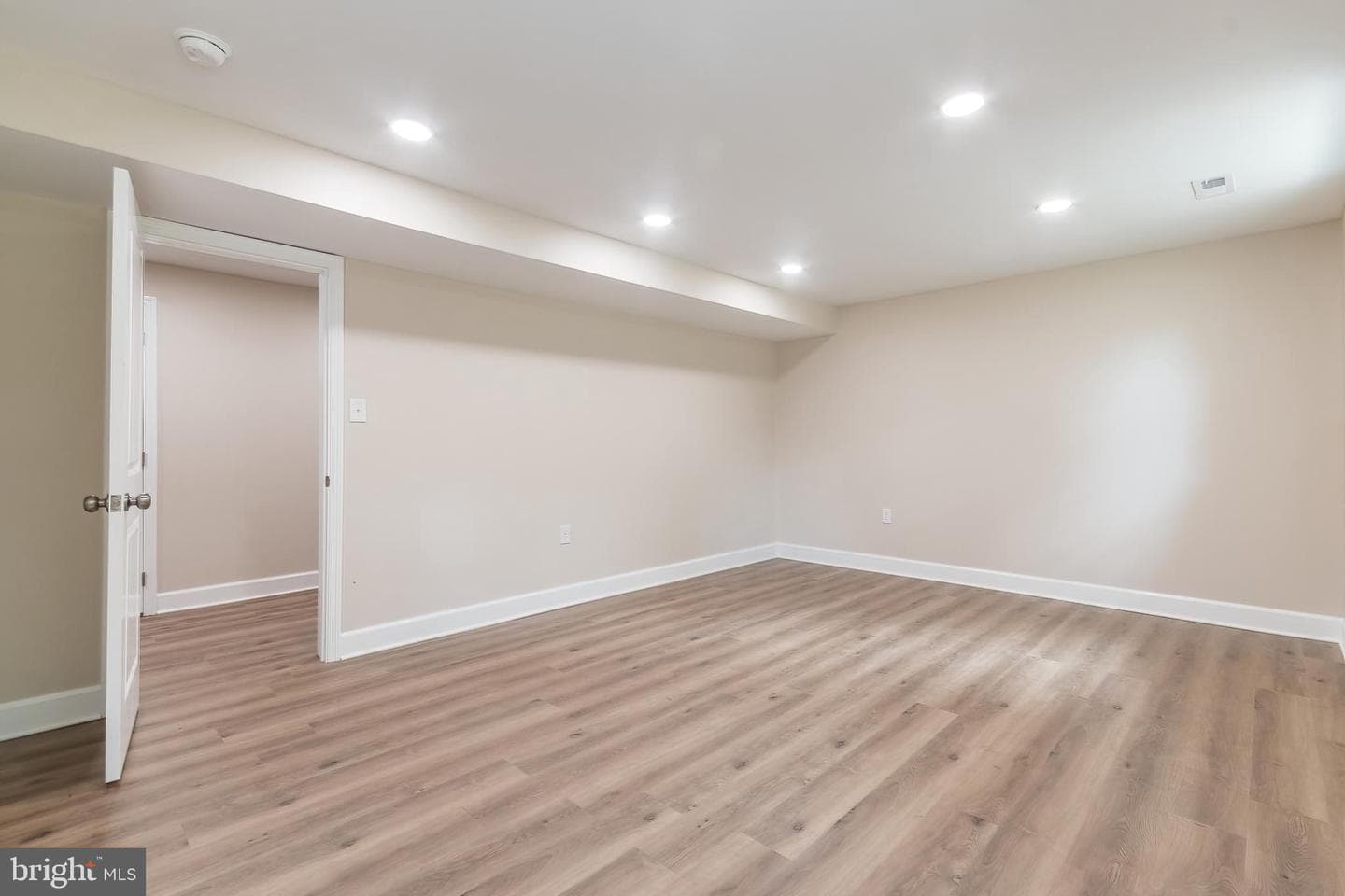 95 Devon Way photo 44