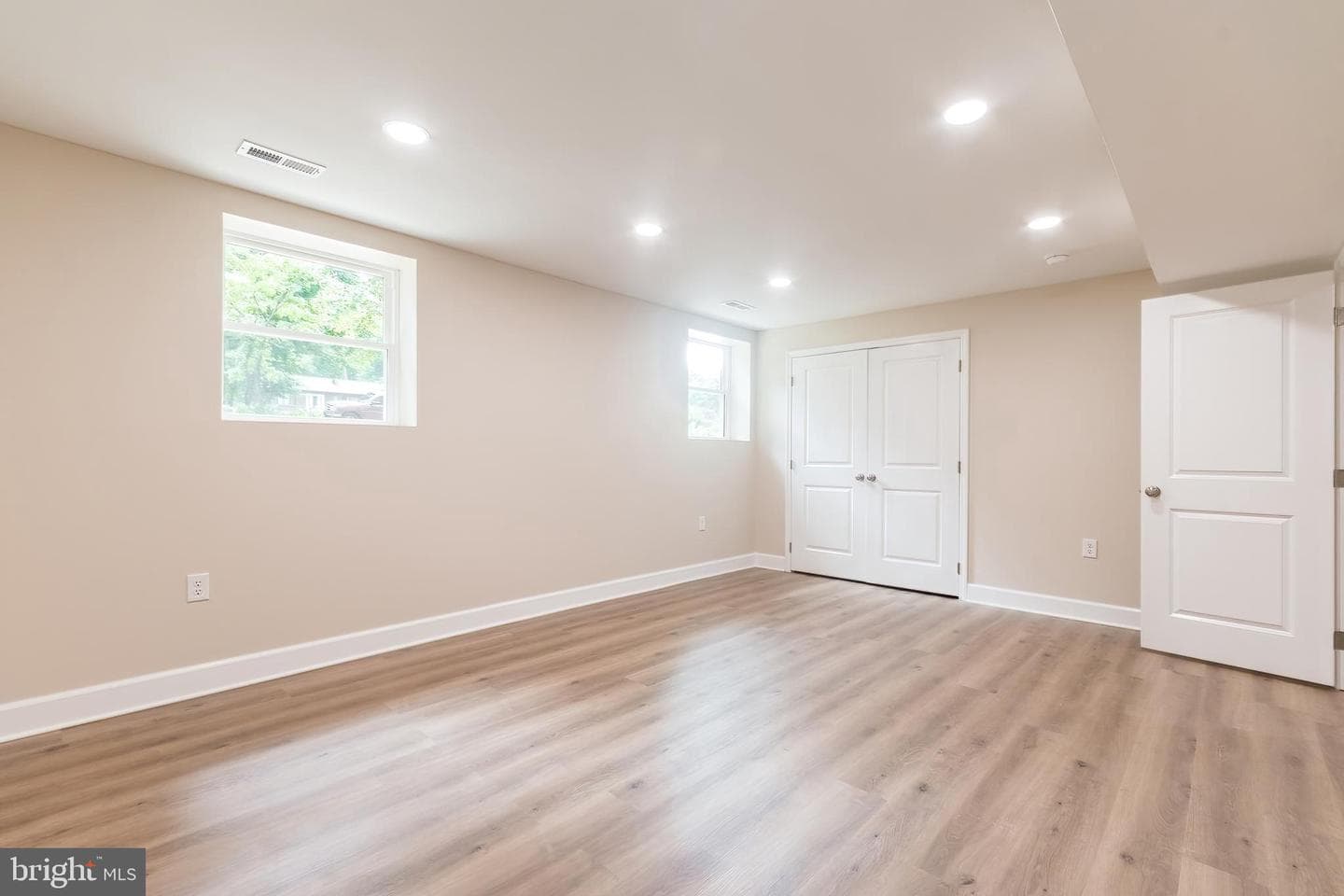 95 Devon Way photo 45