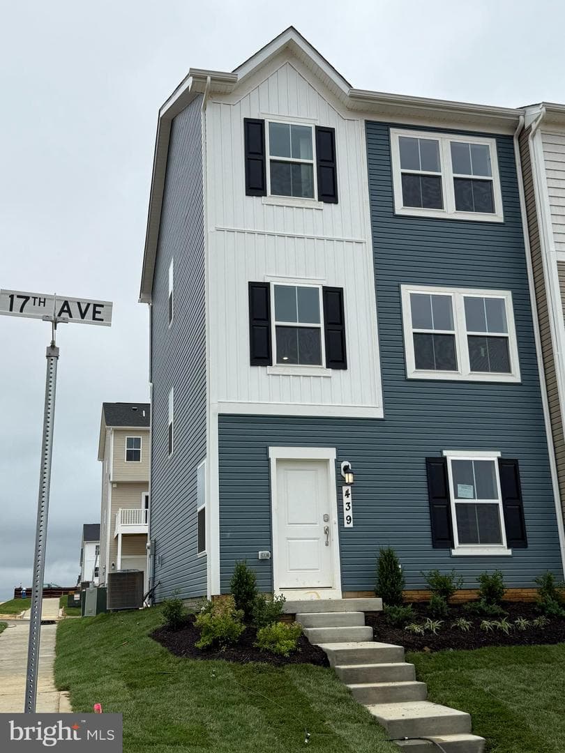 439 17th Avenue #harriett Lot 85 photo 1