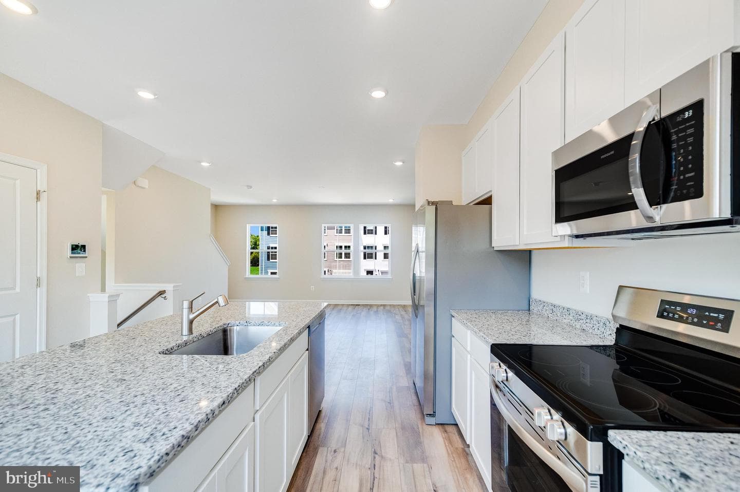 439 17th Avenue #harriett Lot 85 photo 2