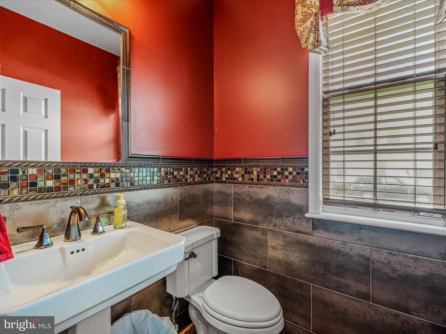288 Cirrus Way photo 20