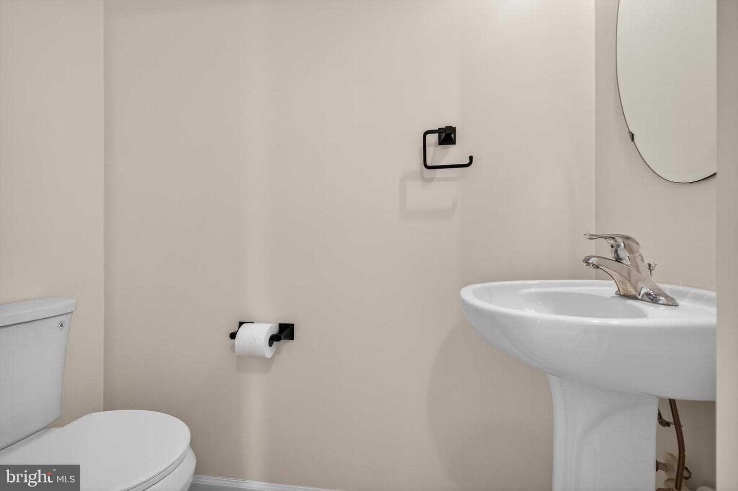 1337 Steed Street photo 9
