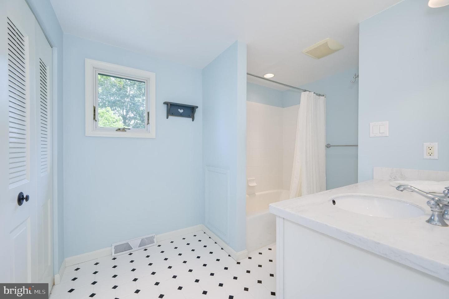188 Crestview Drive photo 30
