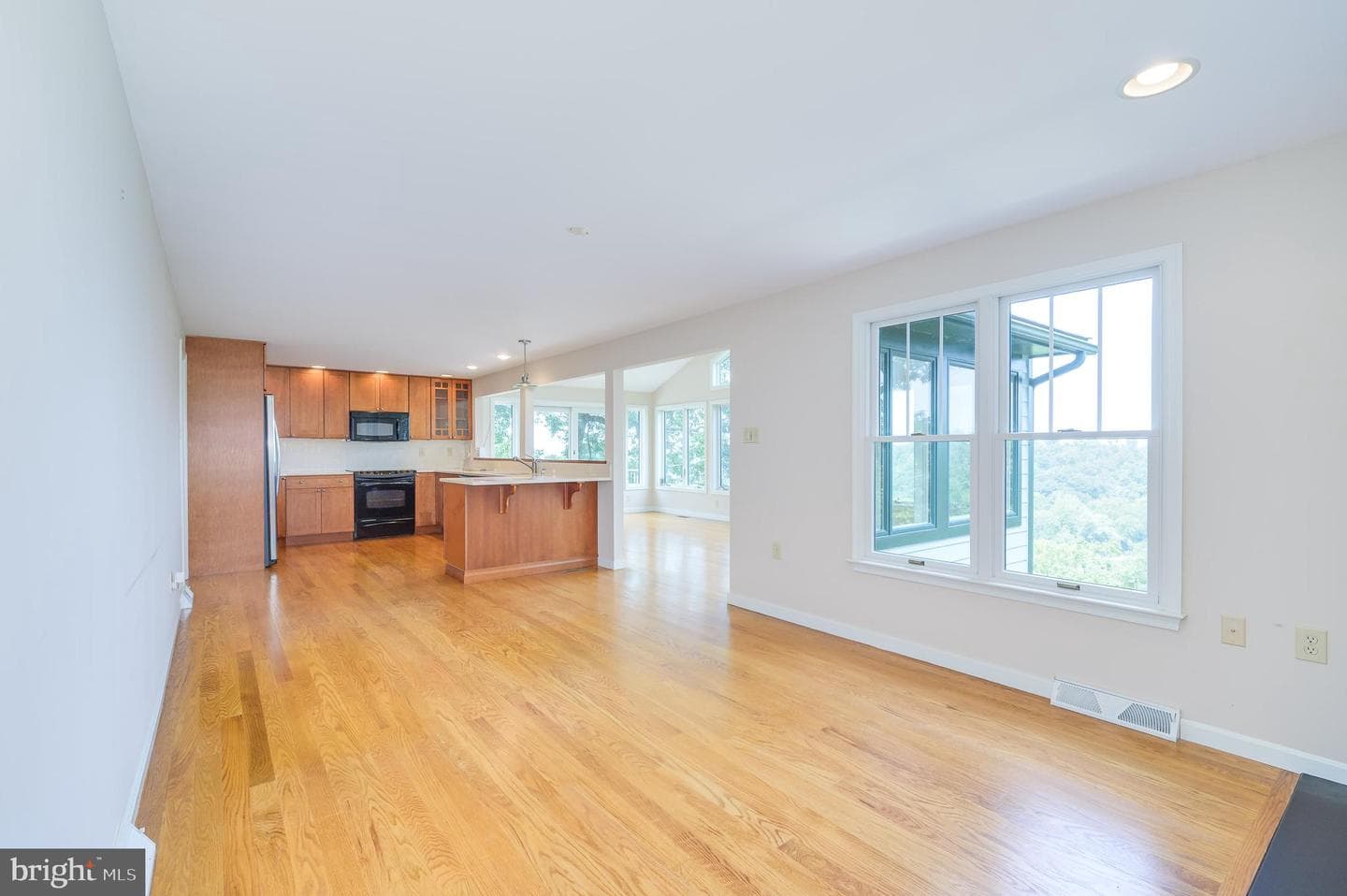 188 Crestview Drive photo 9
