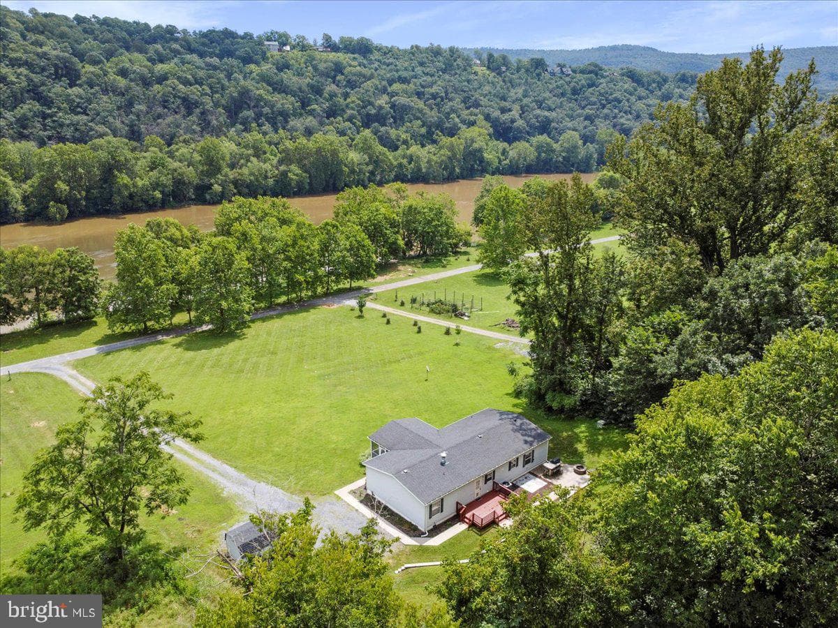 1126 John Rissler Road photo 5