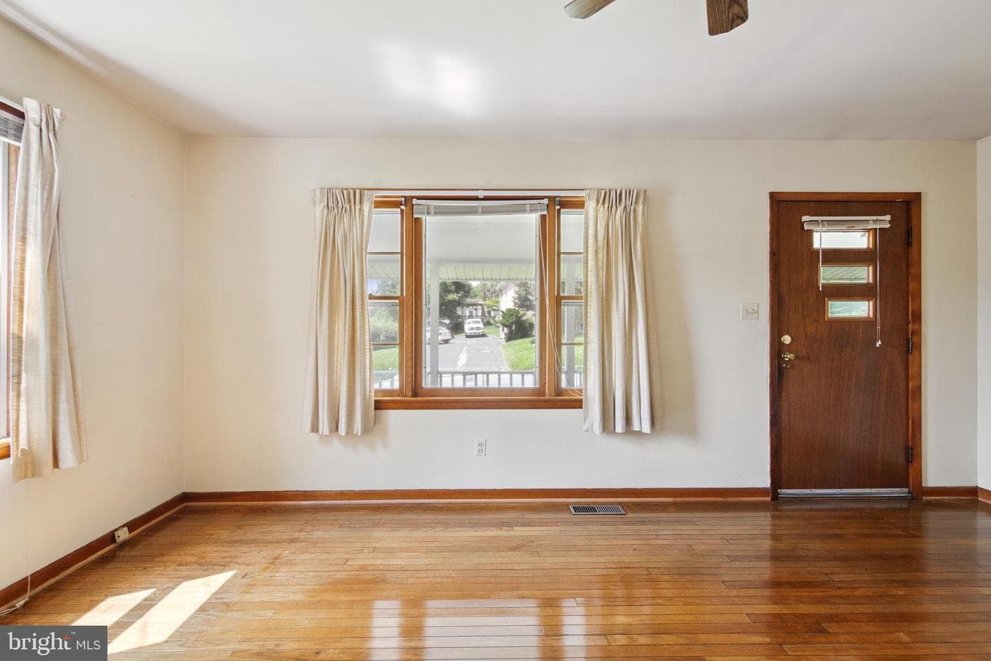 264 Polk Street photo 16