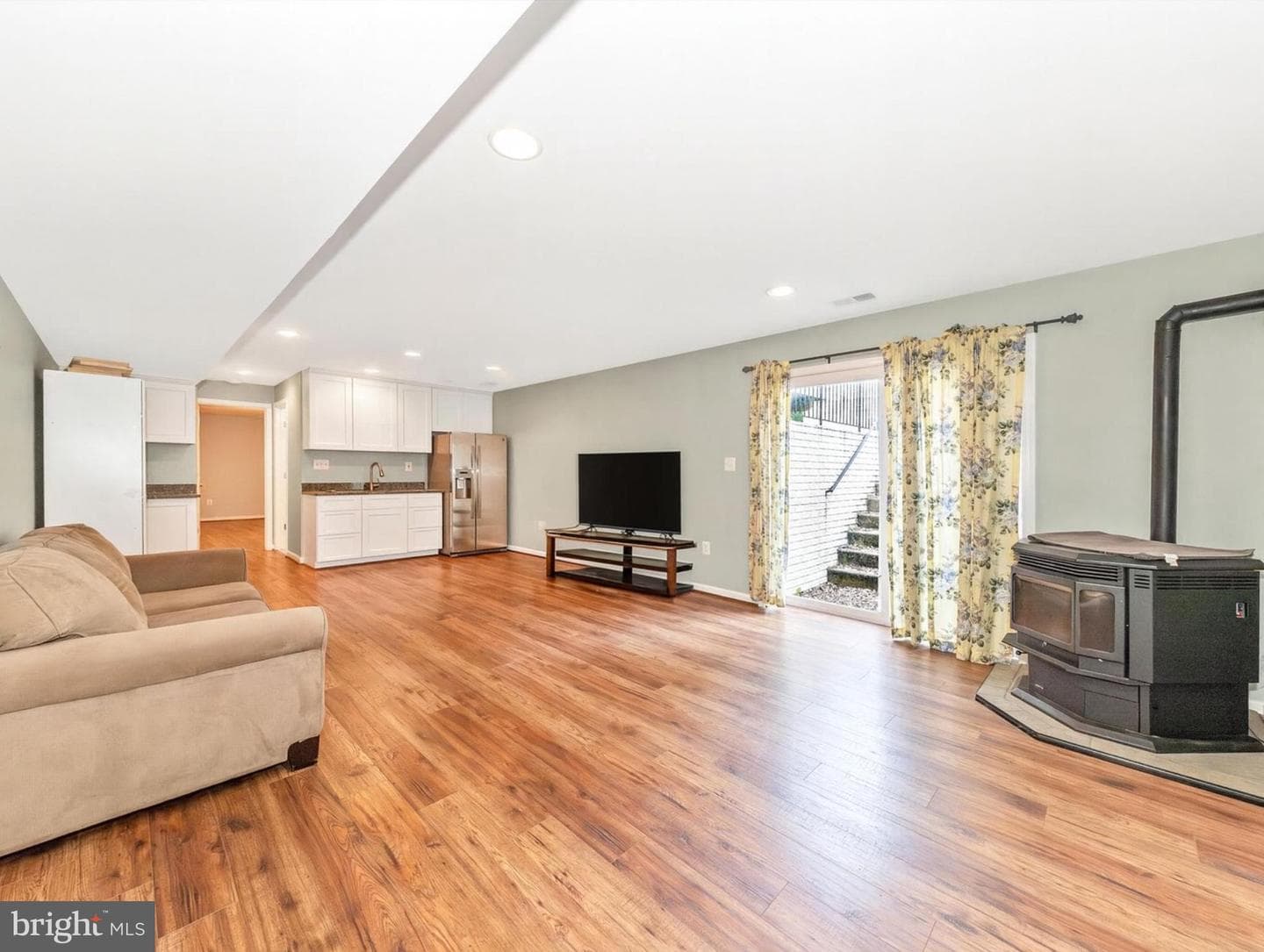 125 Victoria Lane photo 22
