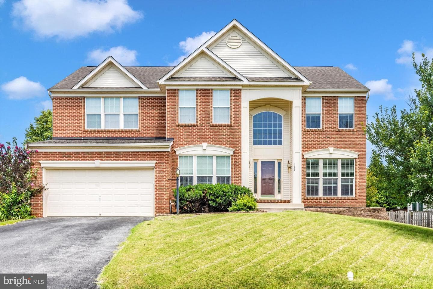 125 Victoria Lane photo 29