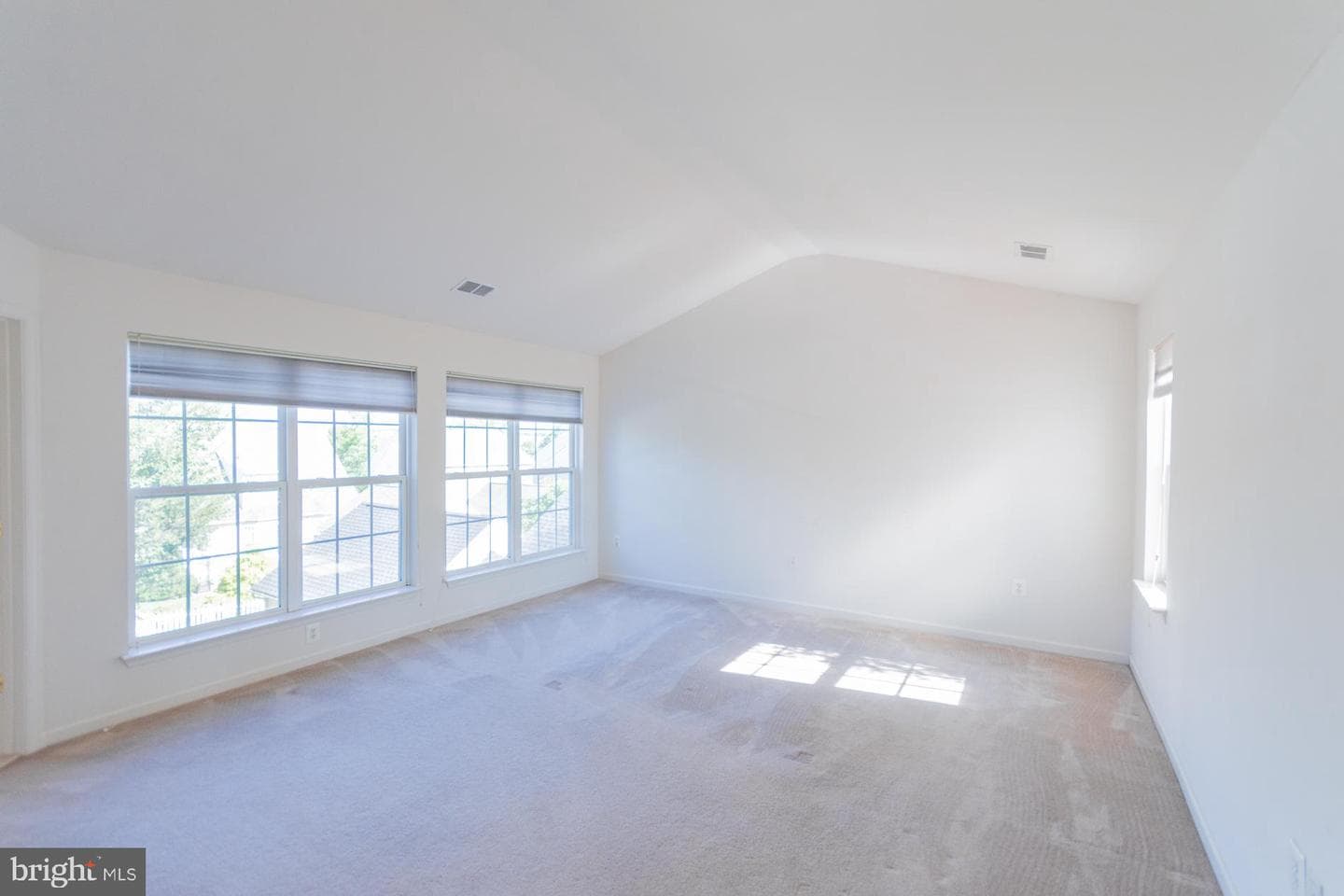 70 Braddock Street photo 47