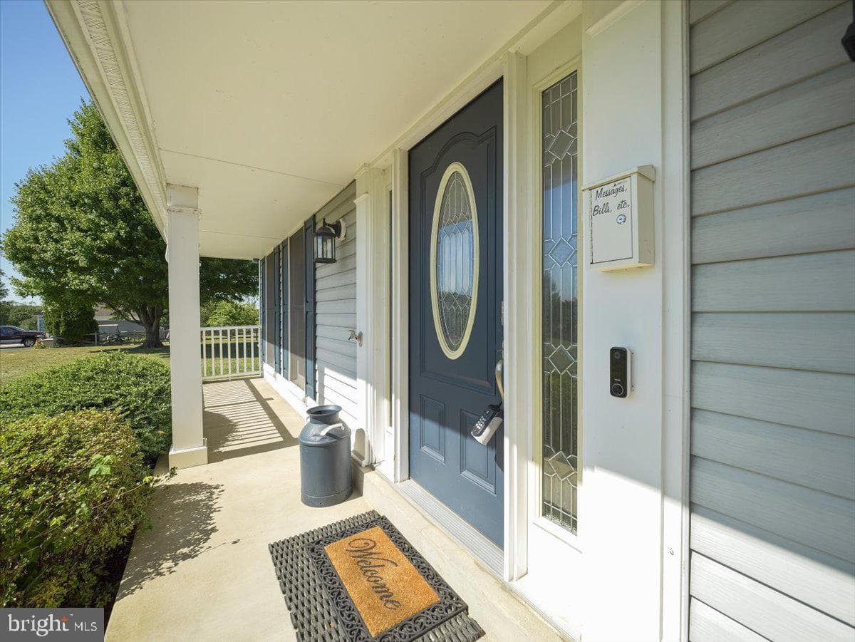 378 Prides Crossing photo 16