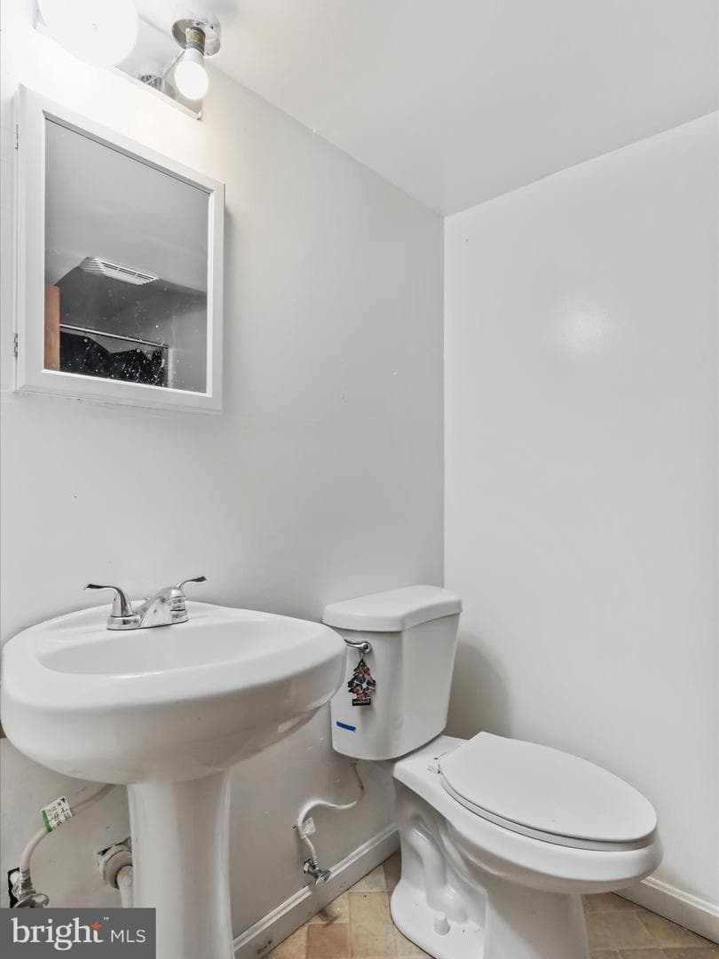 315 Redwood Court photo 25