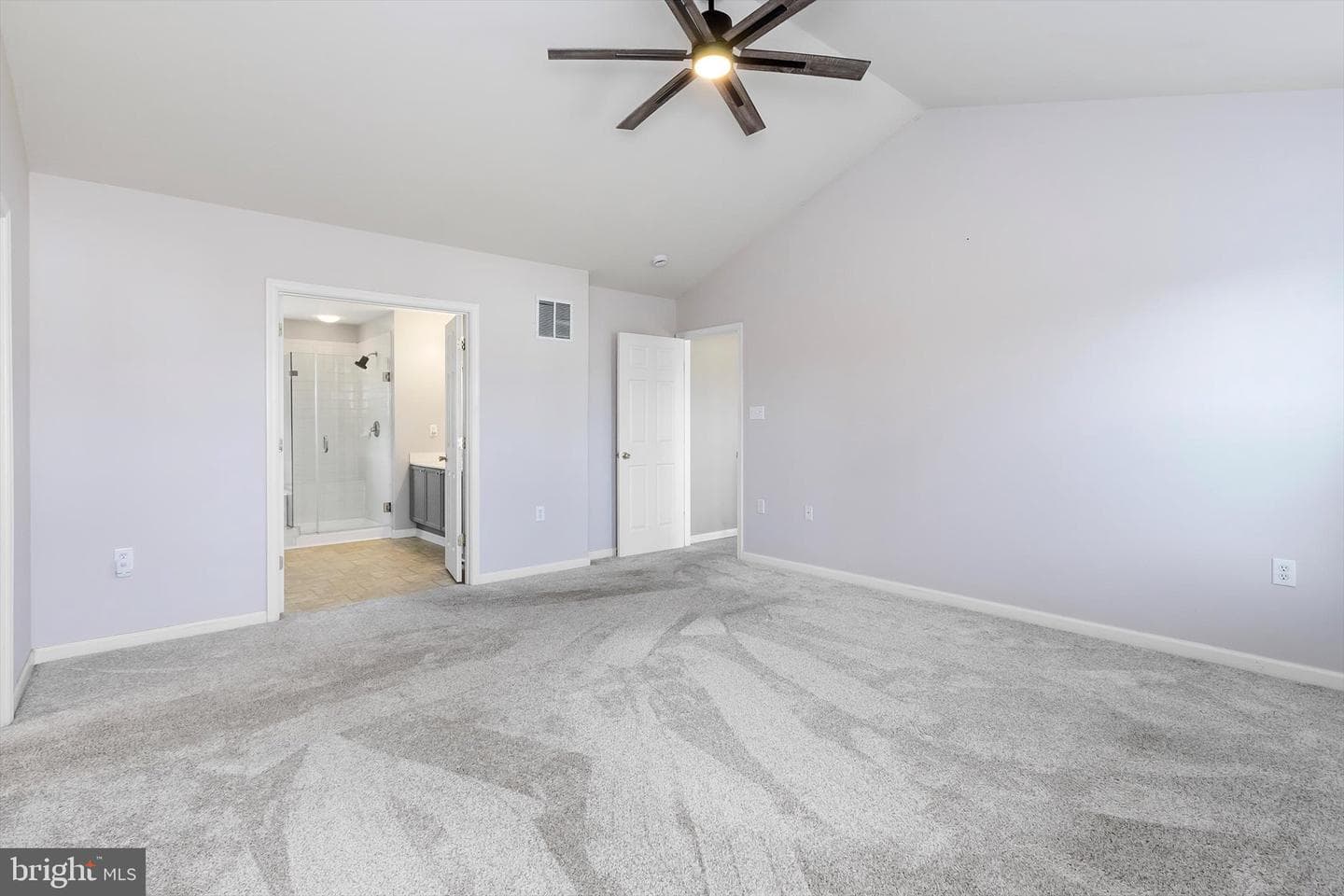 21 General Anderson Court photo 26