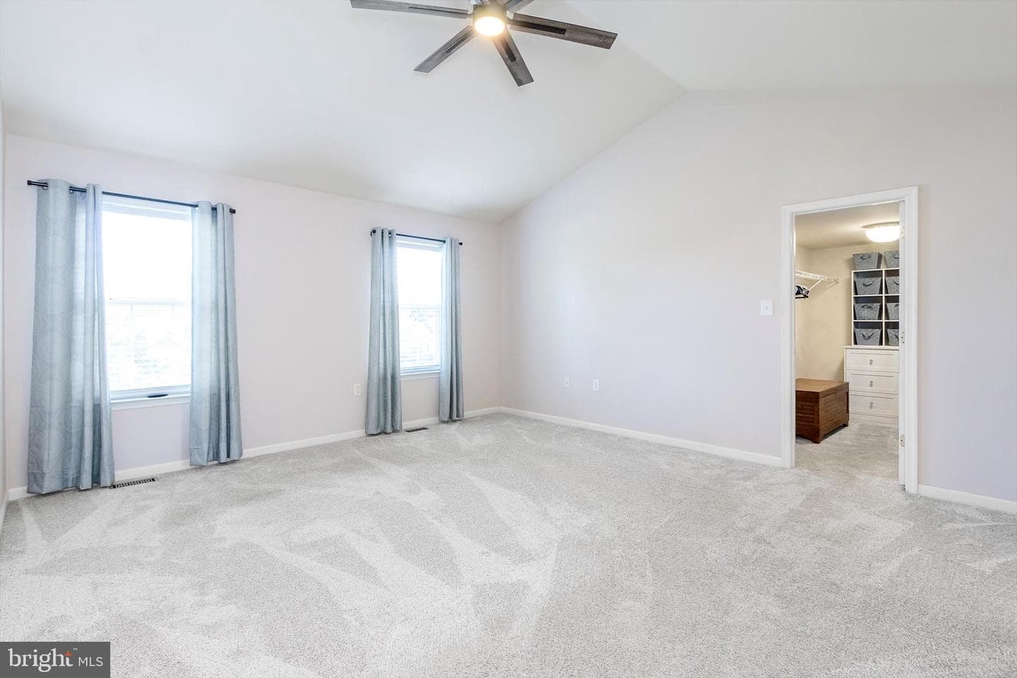 21 General Anderson Court photo 29