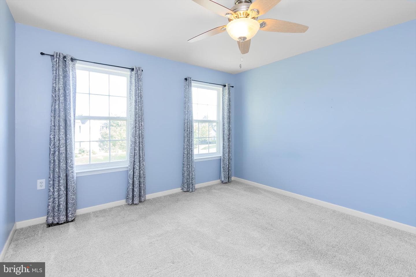 21 General Anderson Court photo 41