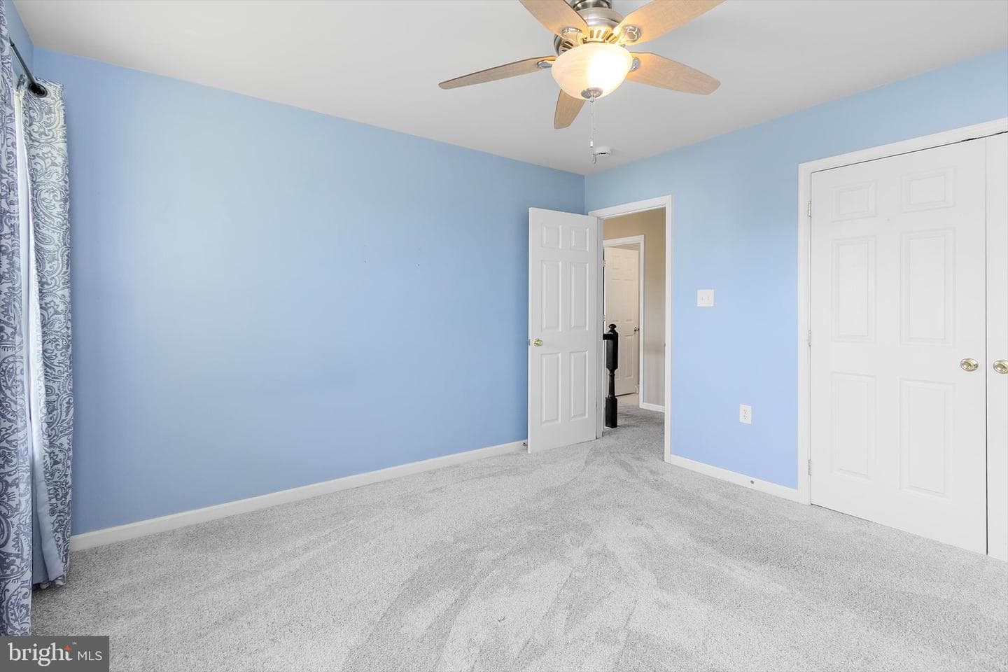 21 General Anderson Court photo 42