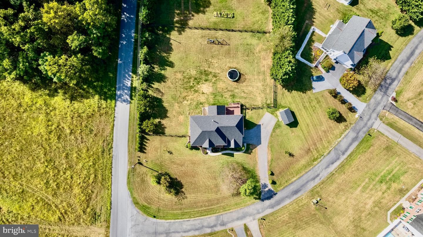 27 Costen Circle photo 7