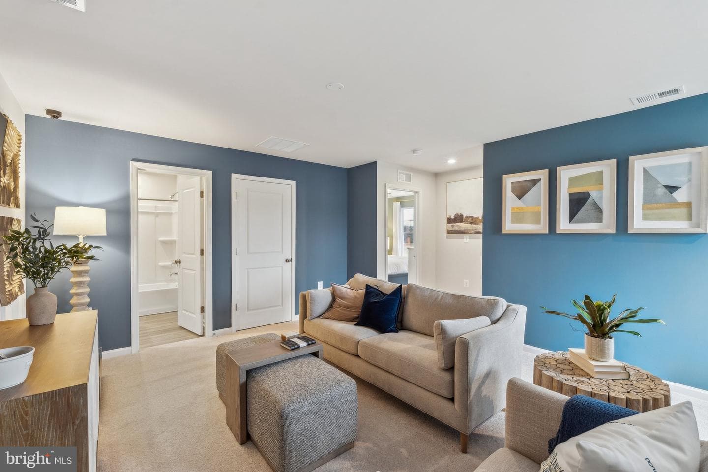 5 Apollo Road photo 4