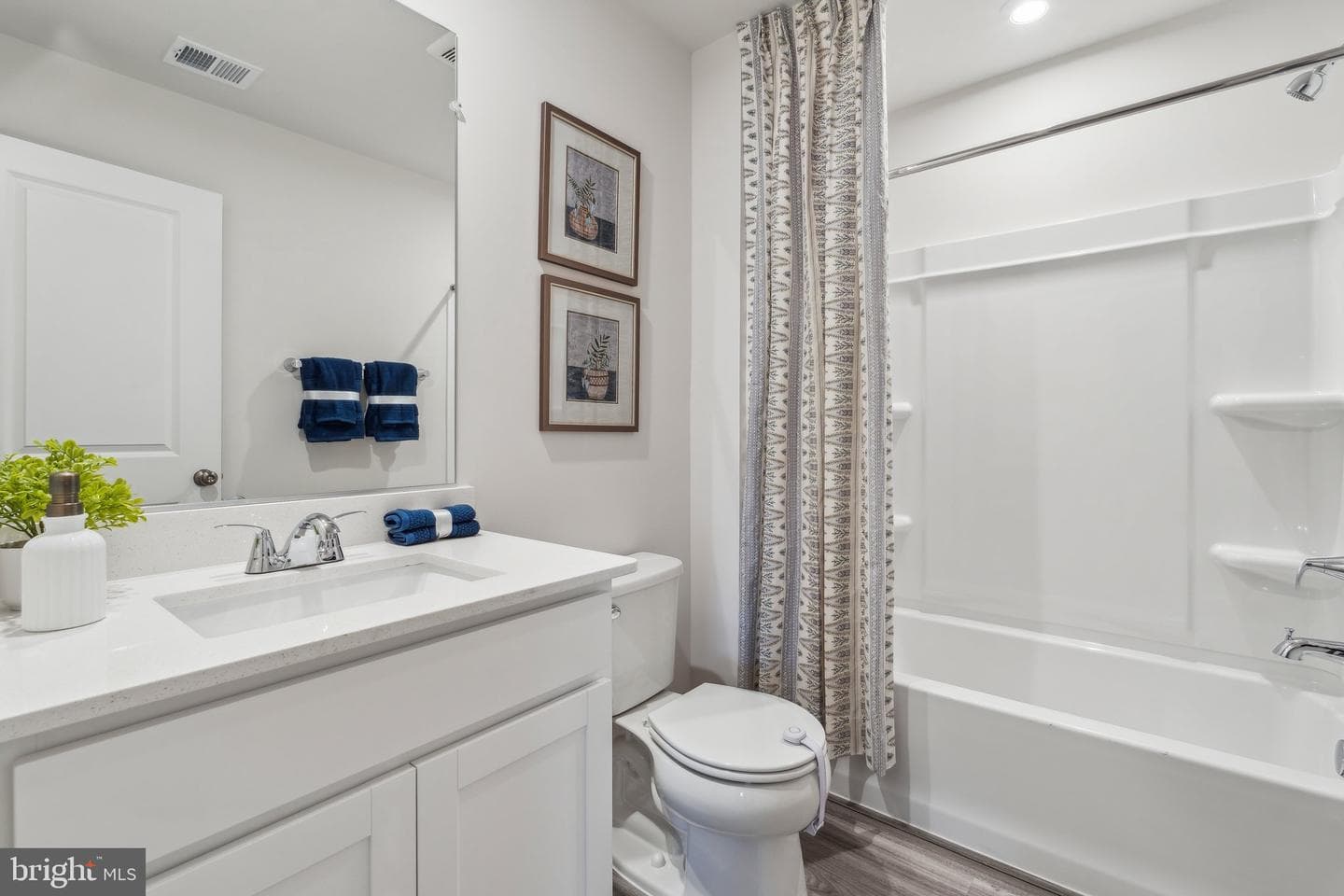 5 Apollo Road photo 8