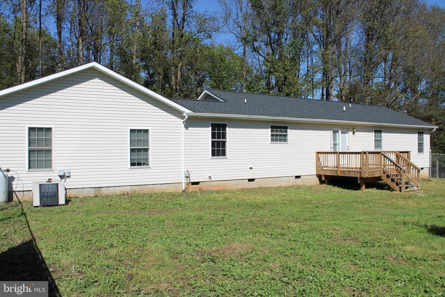 221 Frys Lane photo 36