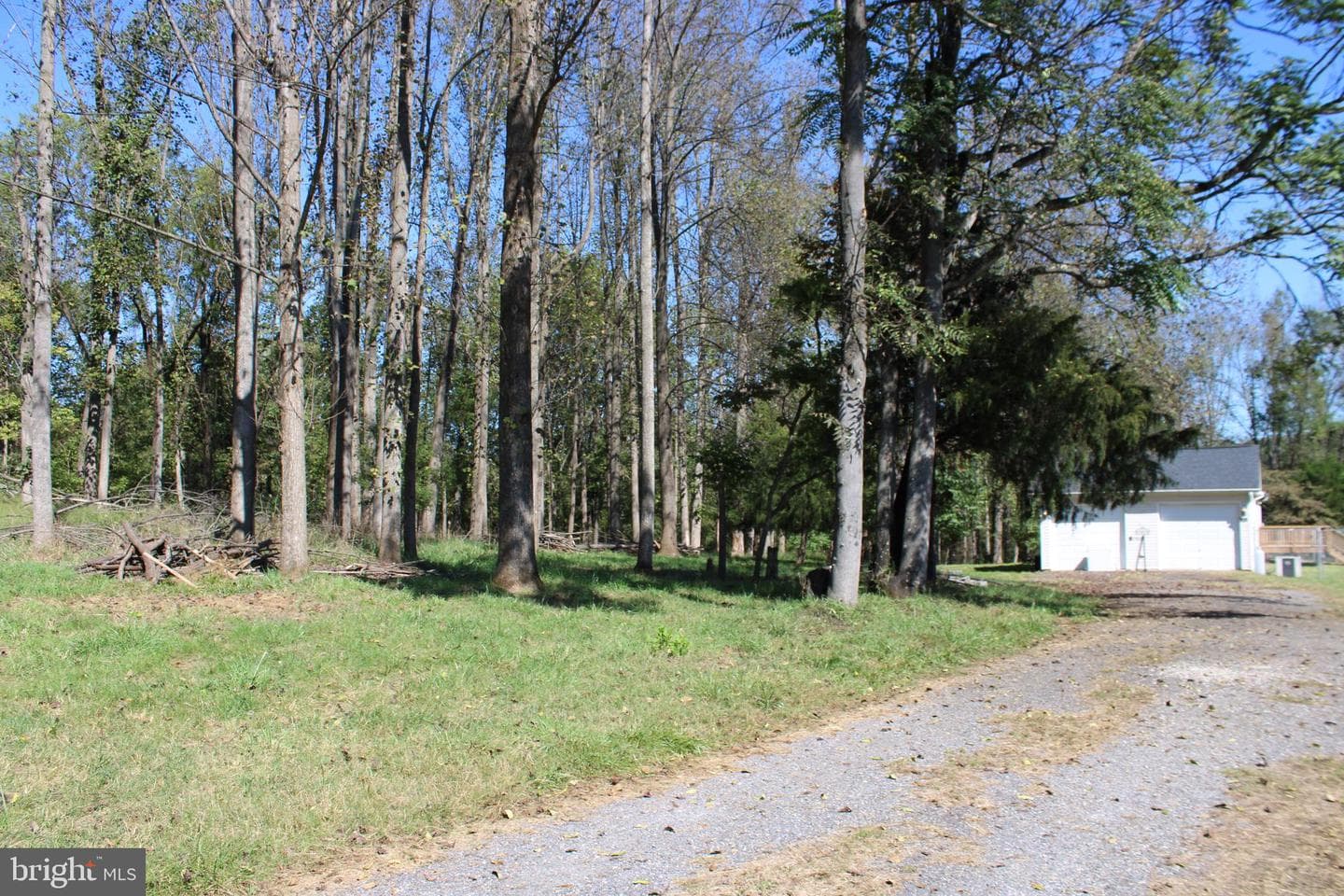 221 Frys Lane photo 4
