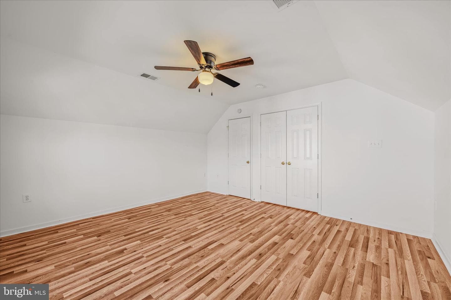 296 Kimberwicke Drive N photo 34