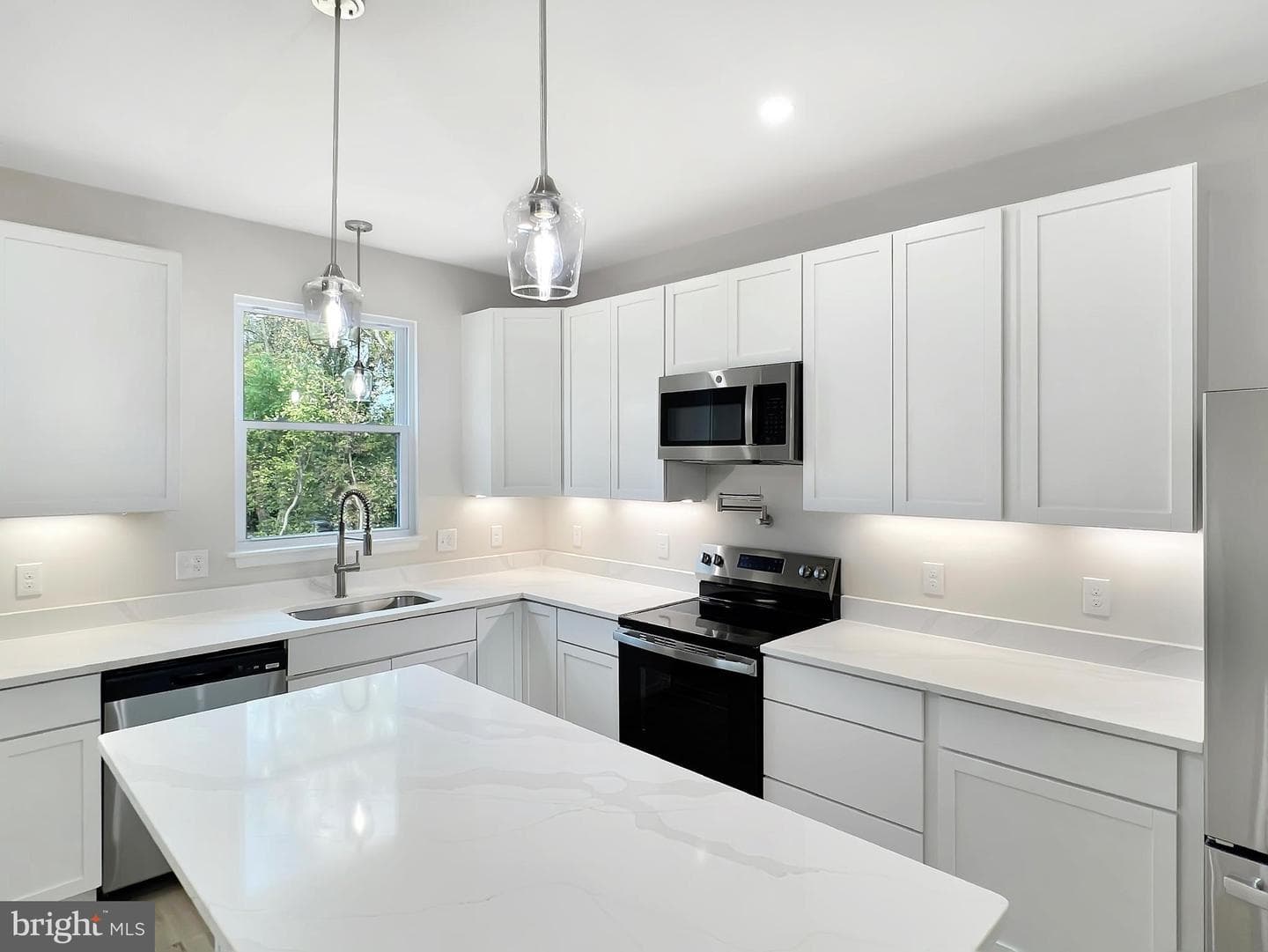 13 Onyx Lane photo 18